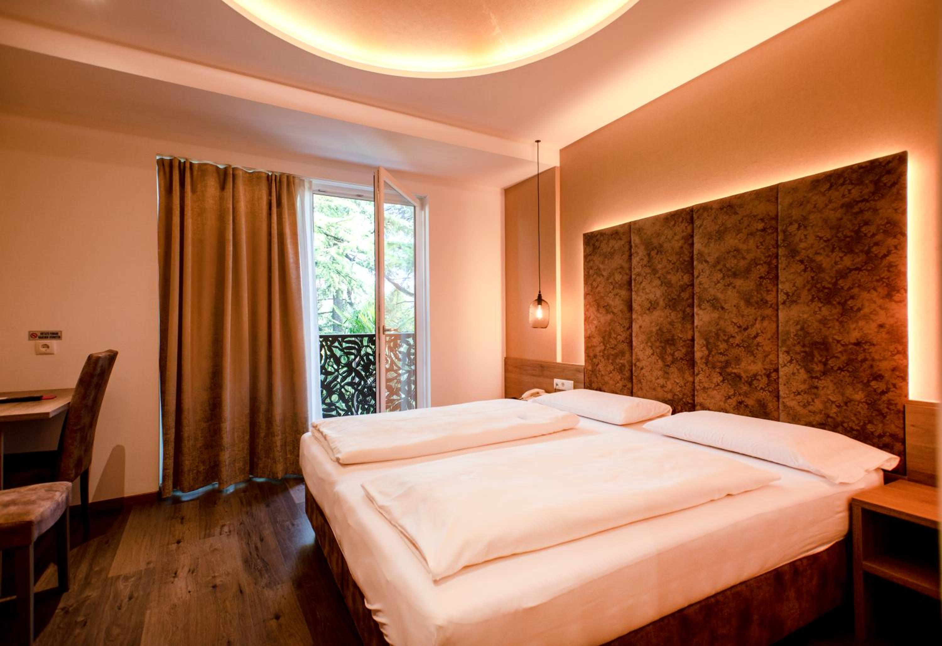 Superior Double Room - Photo 1