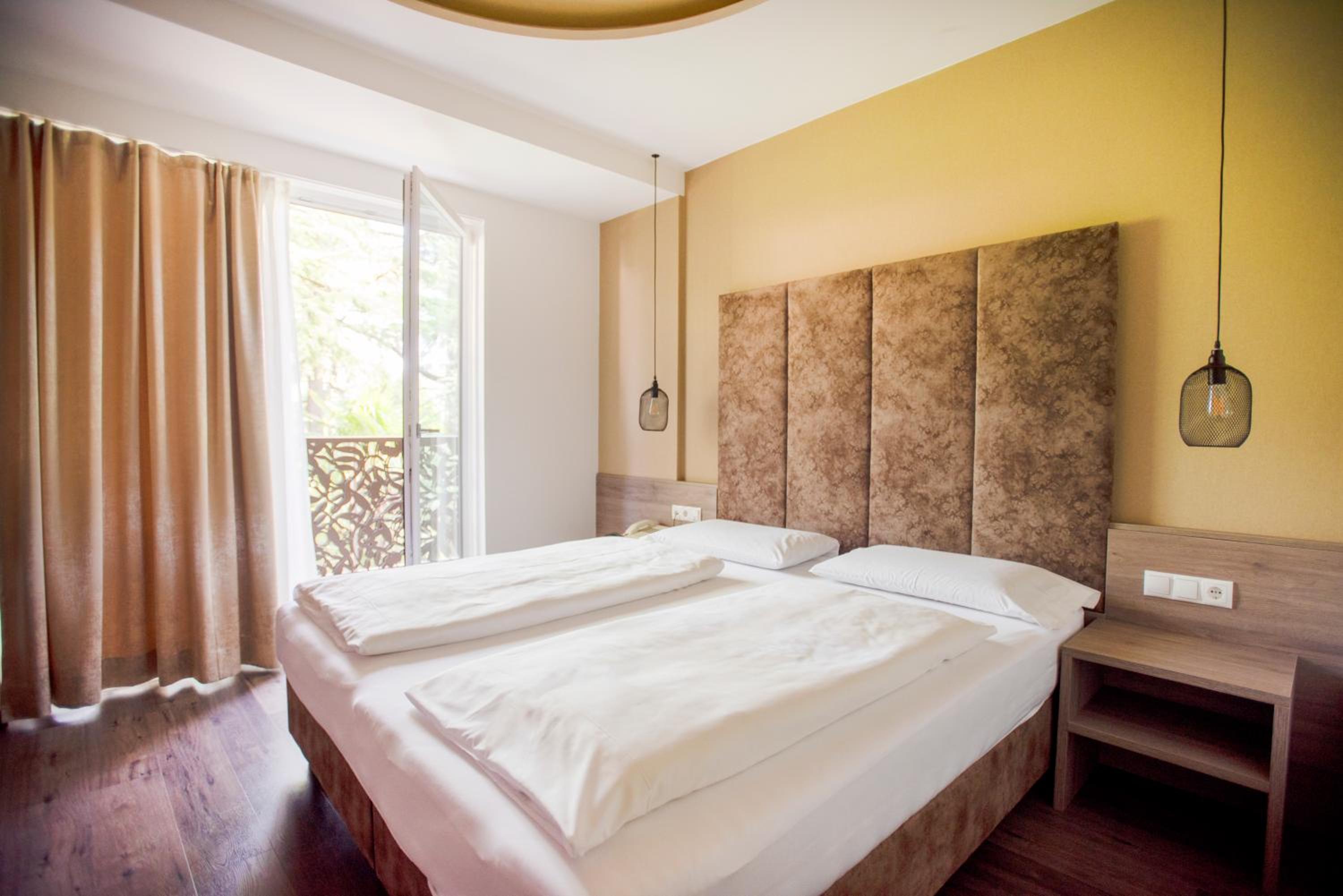 Superior Double Room - Photo 3