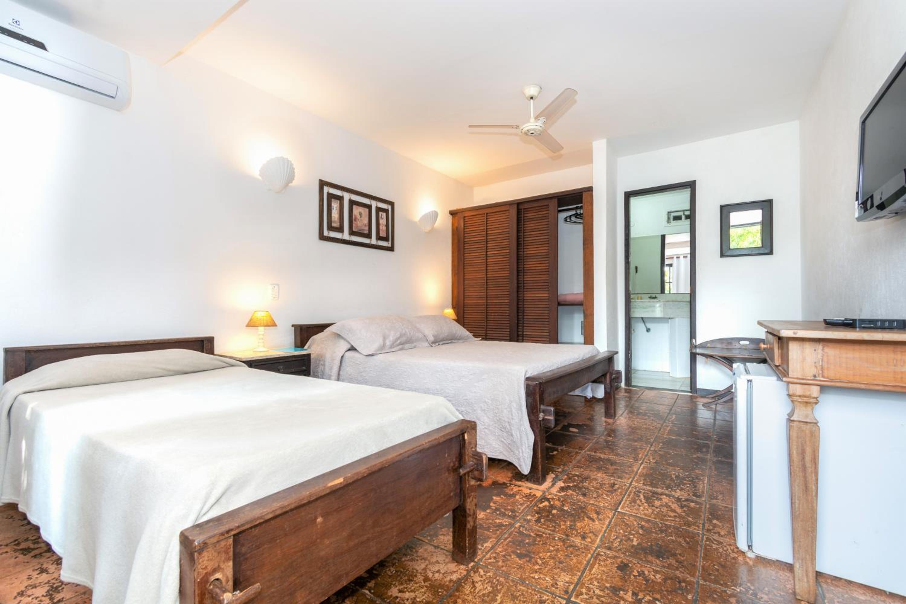 Standard Triple Room photo 2