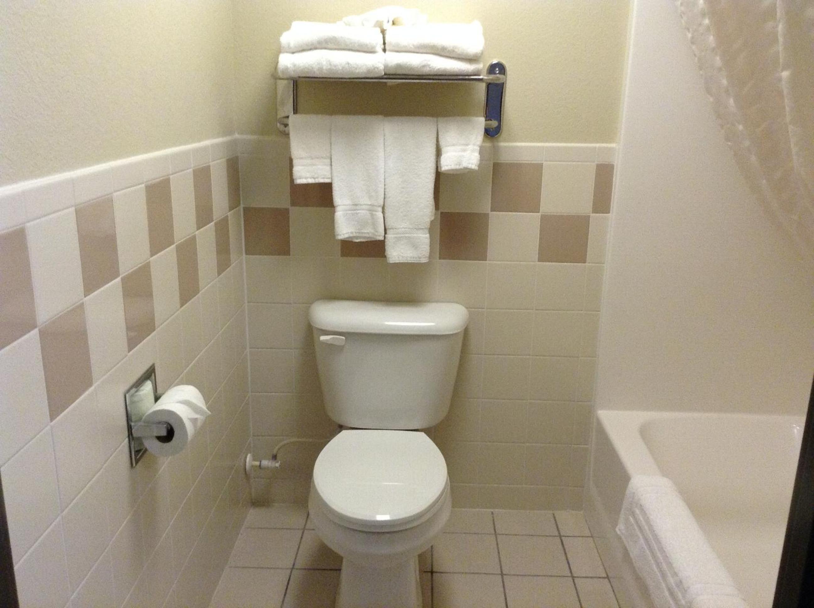 Superior King Suite - Non-Smoking photo 1