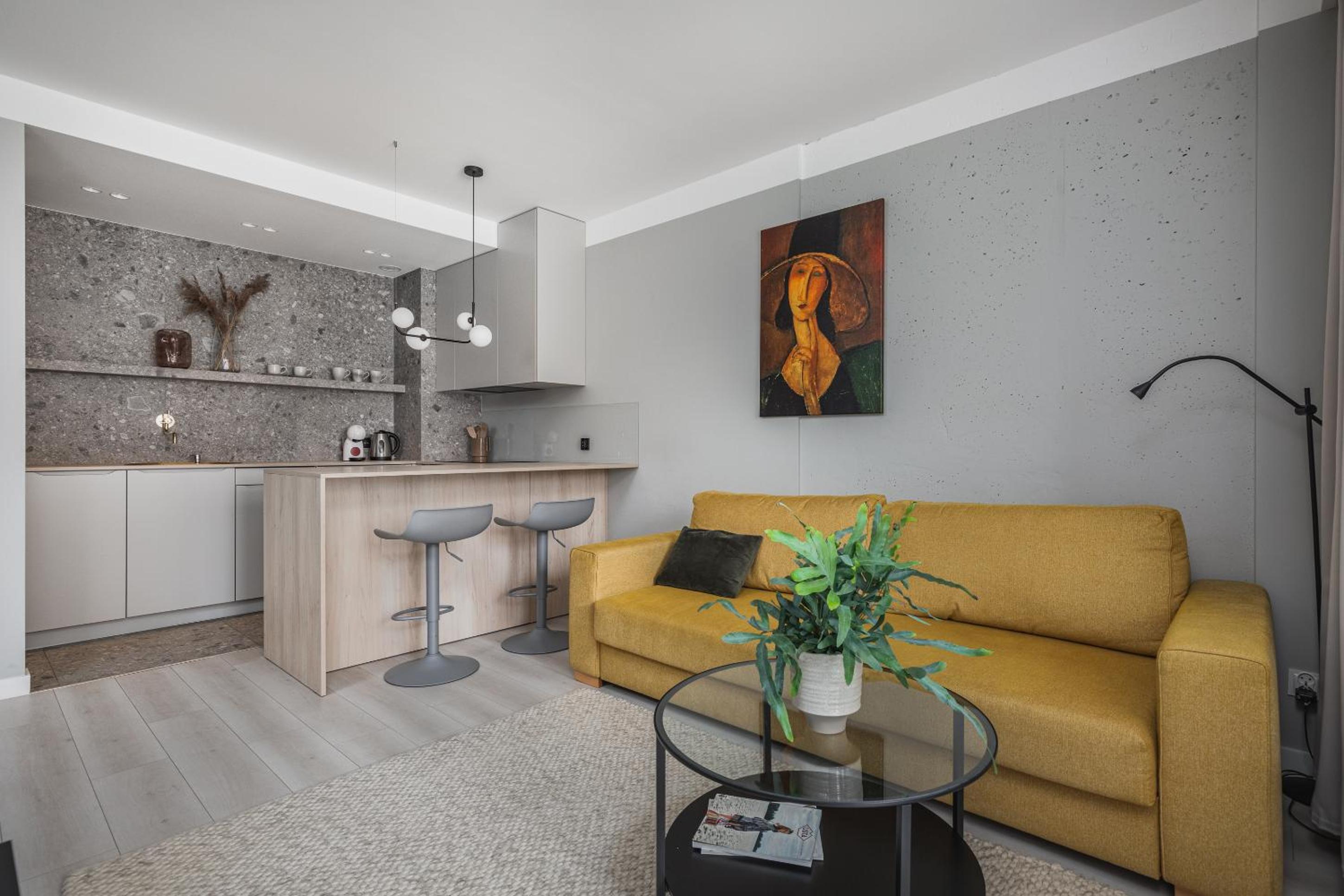One-Bedroom Apartment - Photo 5