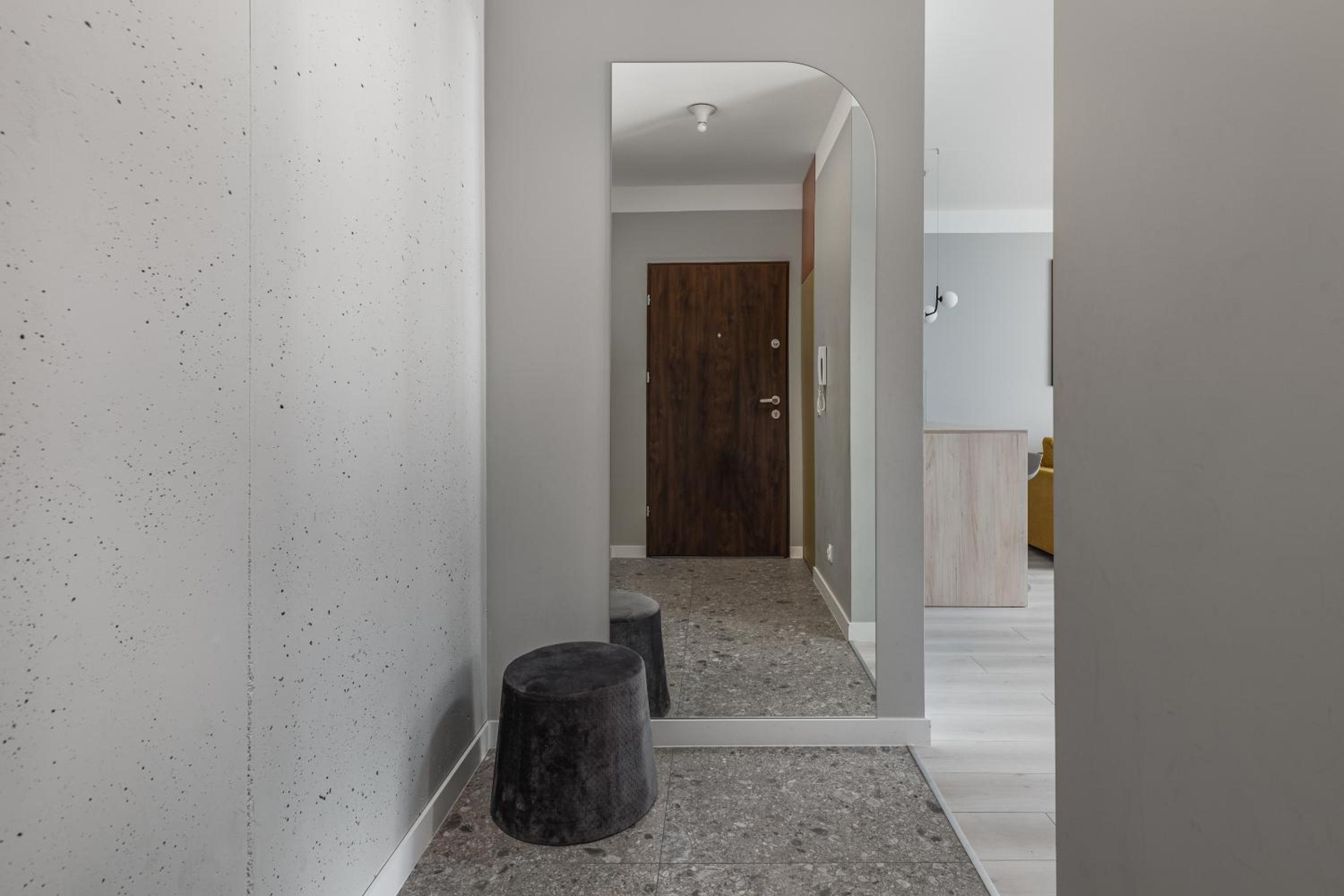 One-Bedroom Apartment - Photo 15