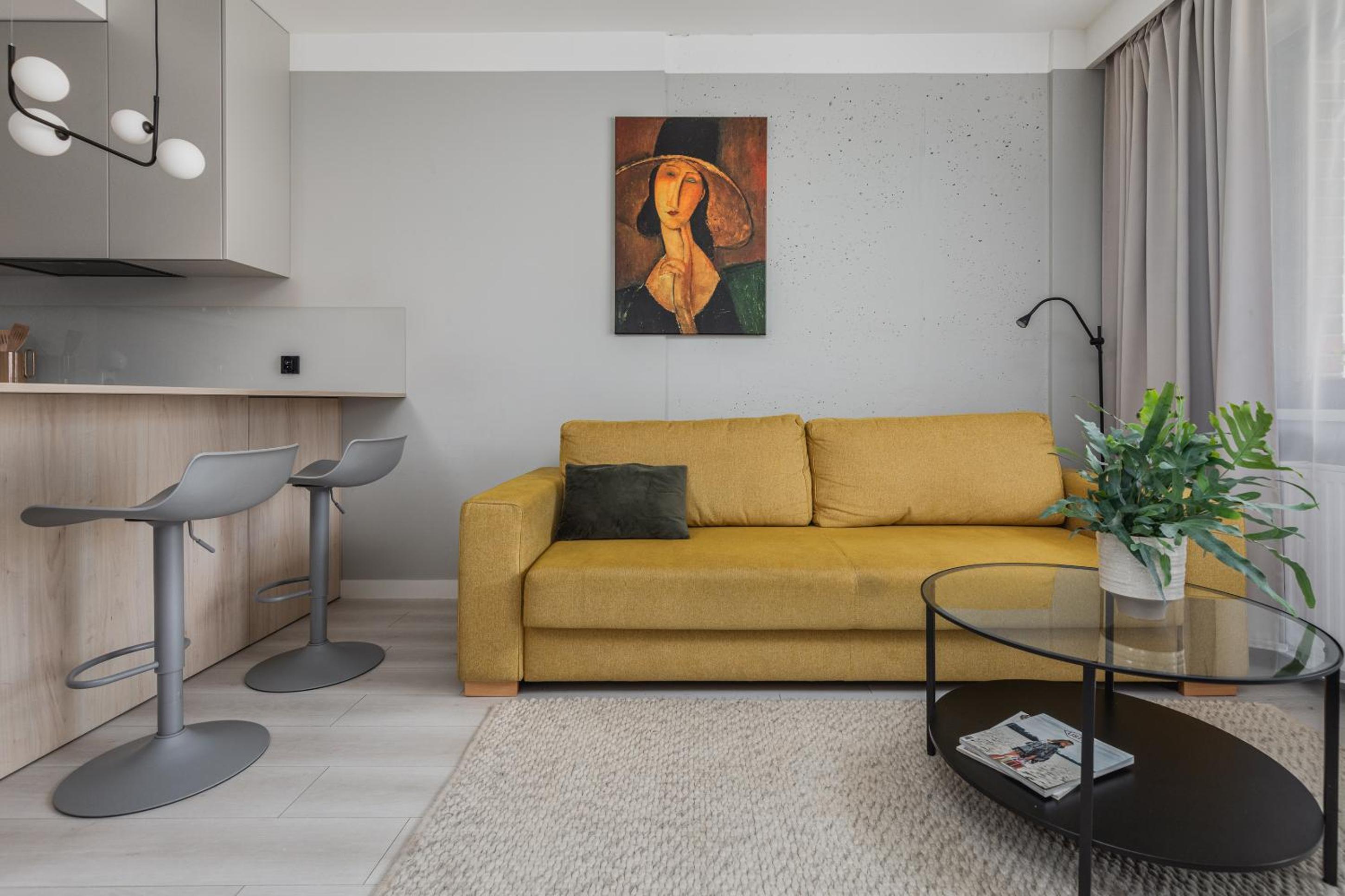 One-Bedroom Apartment - Photo 17