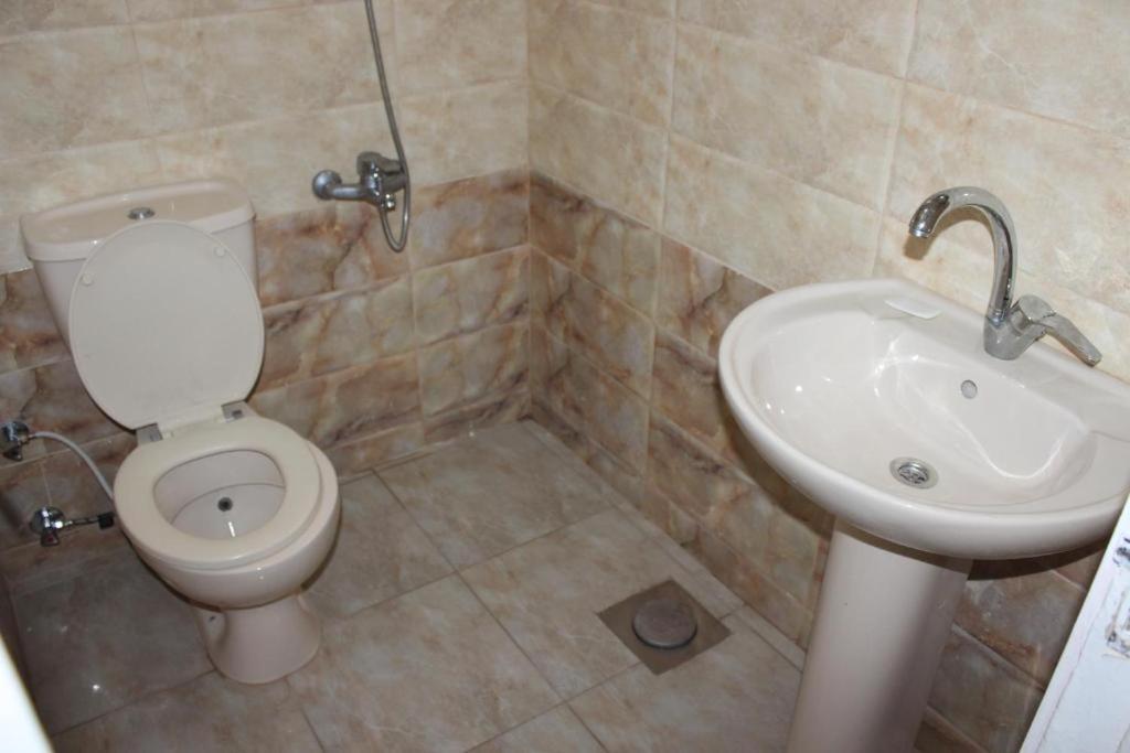 Standard Double Room photo 3