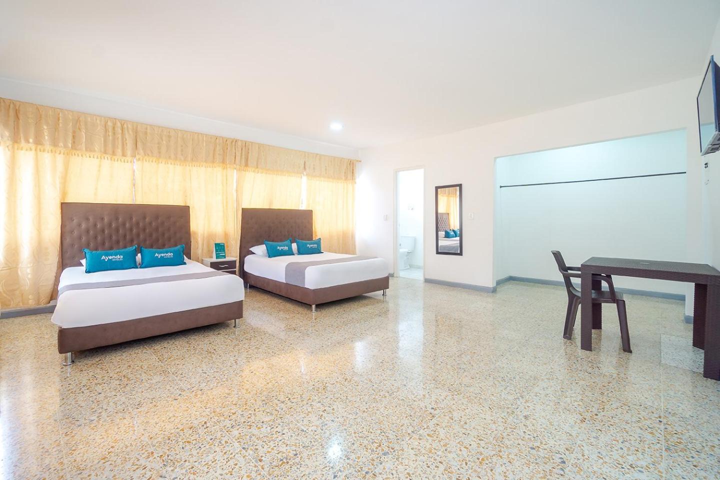 Standard Twin Room