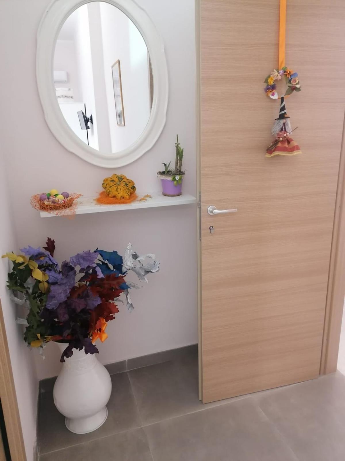 Quadruple Room with Private Bathroom - Photo 6