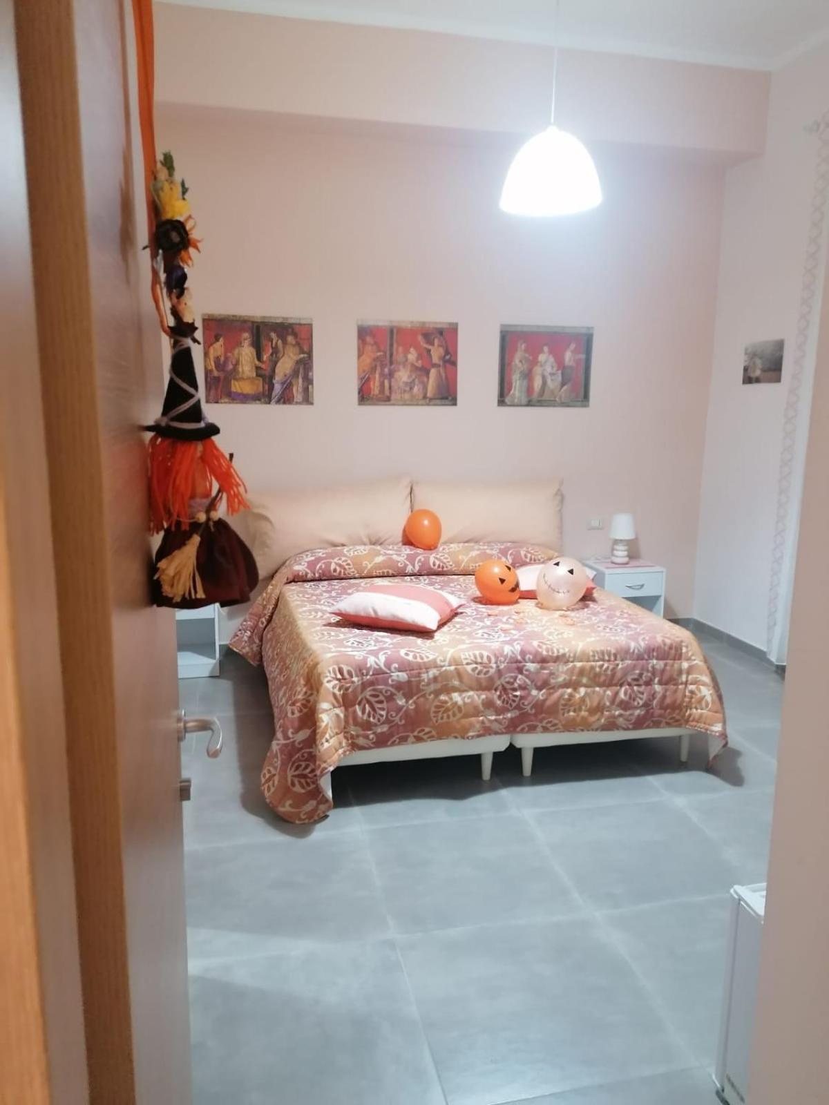 Double or Twin Room - Photo 15