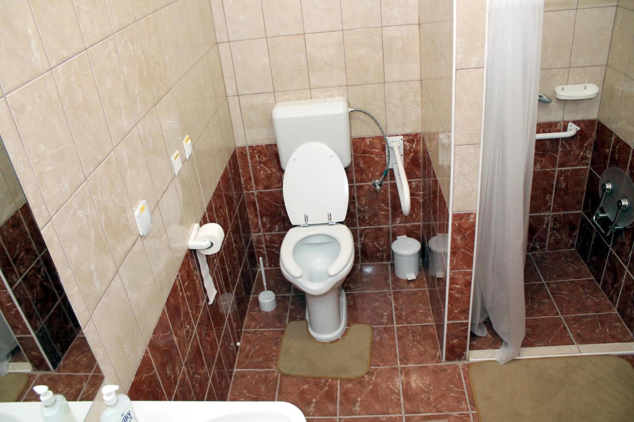 Triple Room - Disability Access photo 3