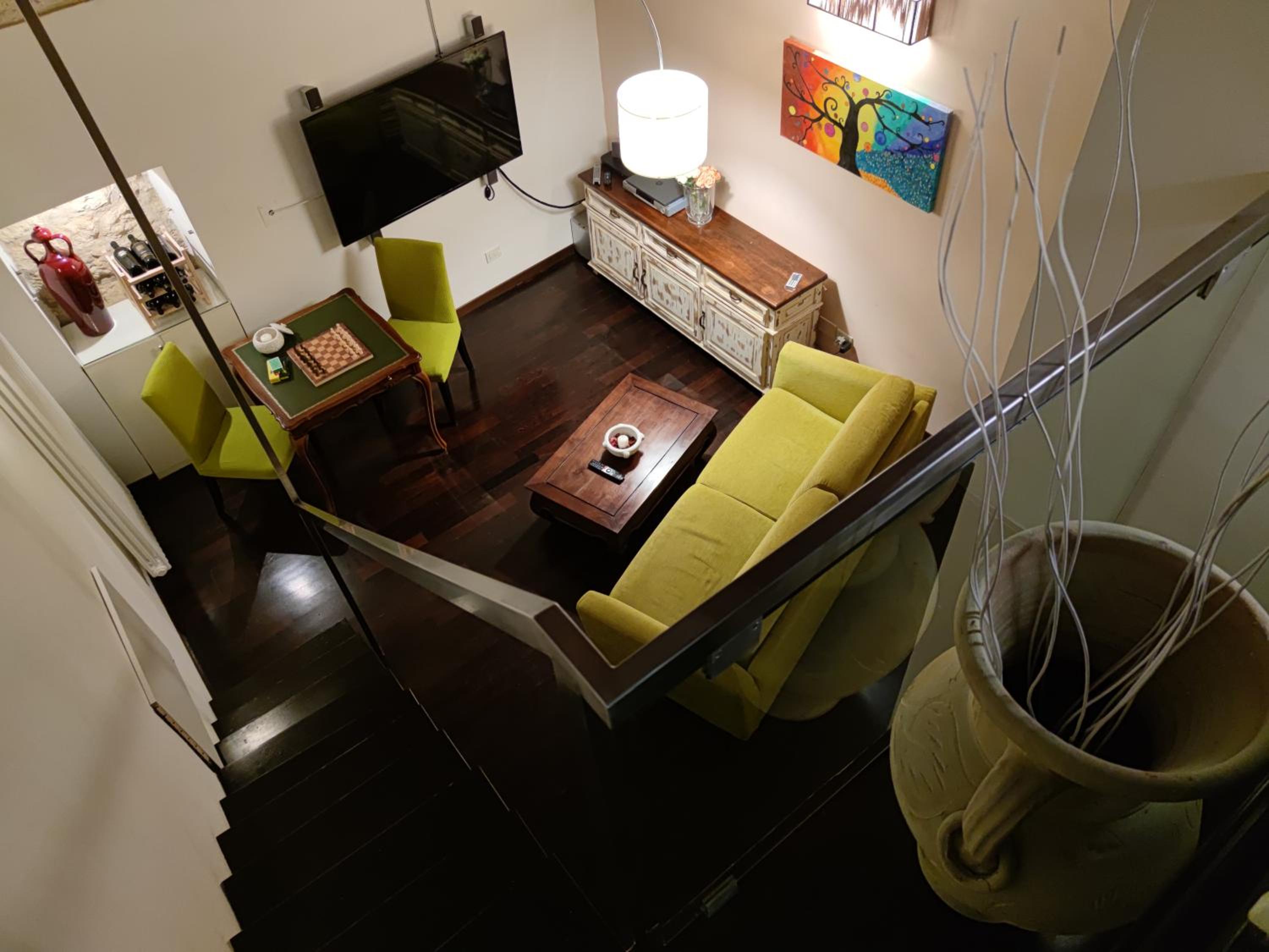 Executive Suite - Photo 17