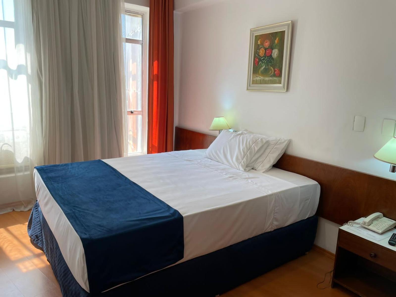 Deluxe Queen Suite