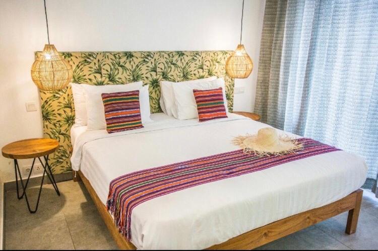 Double or Twin Room with Pool View photo 3