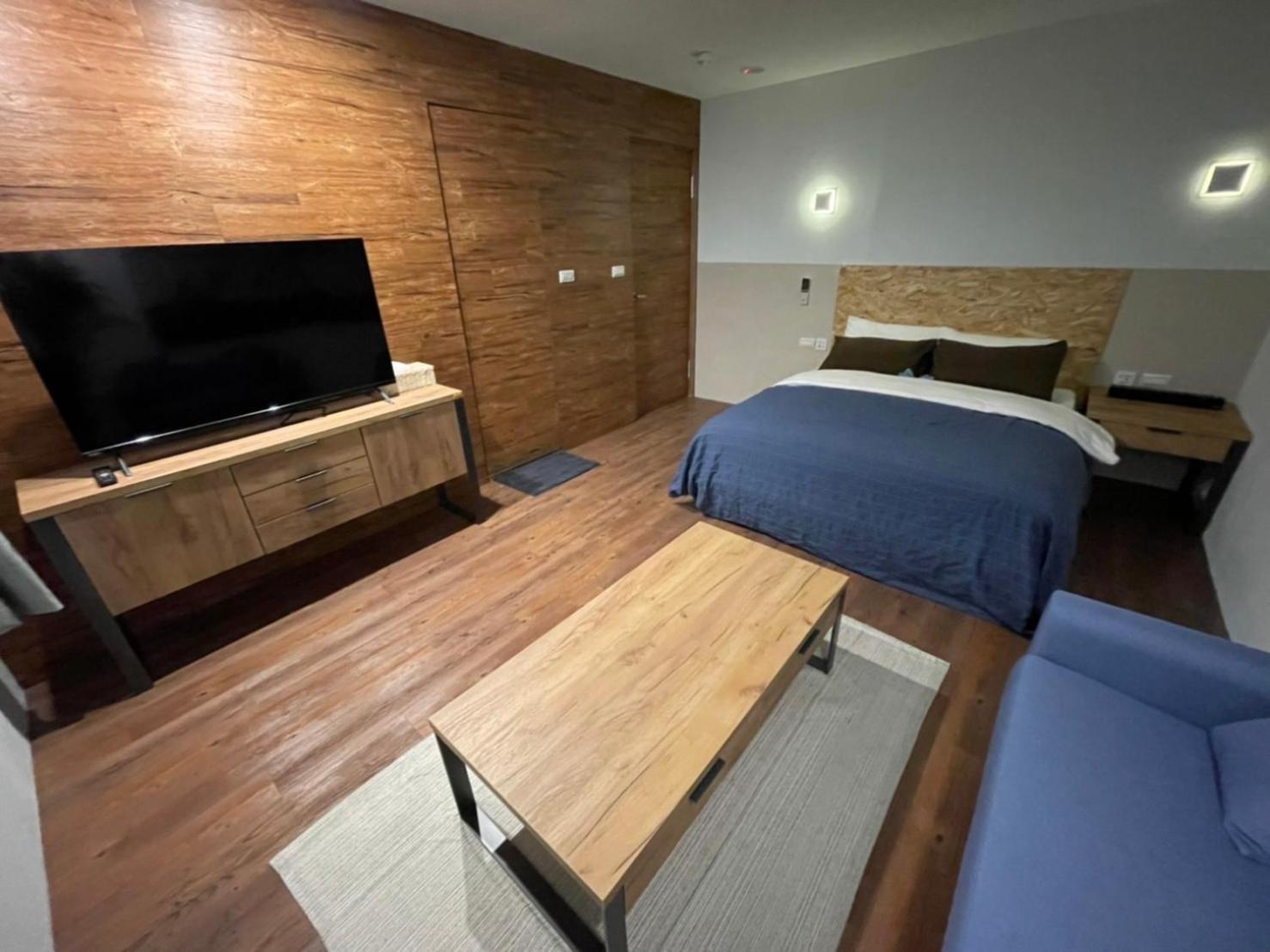 Double Room with Spa Bath photo 3