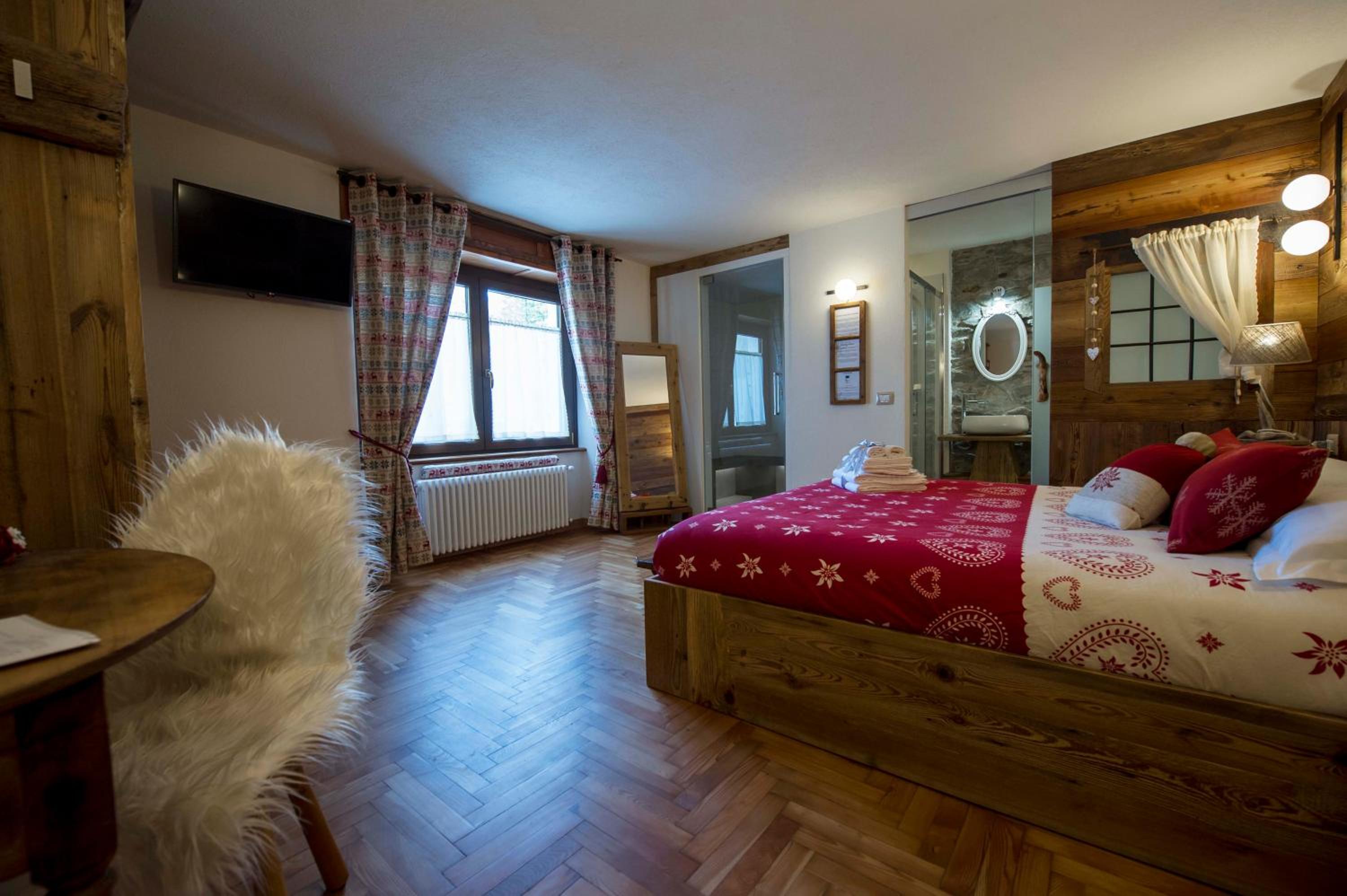 Deluxe Double or Twin Room with Turkish Bath - Photo 4