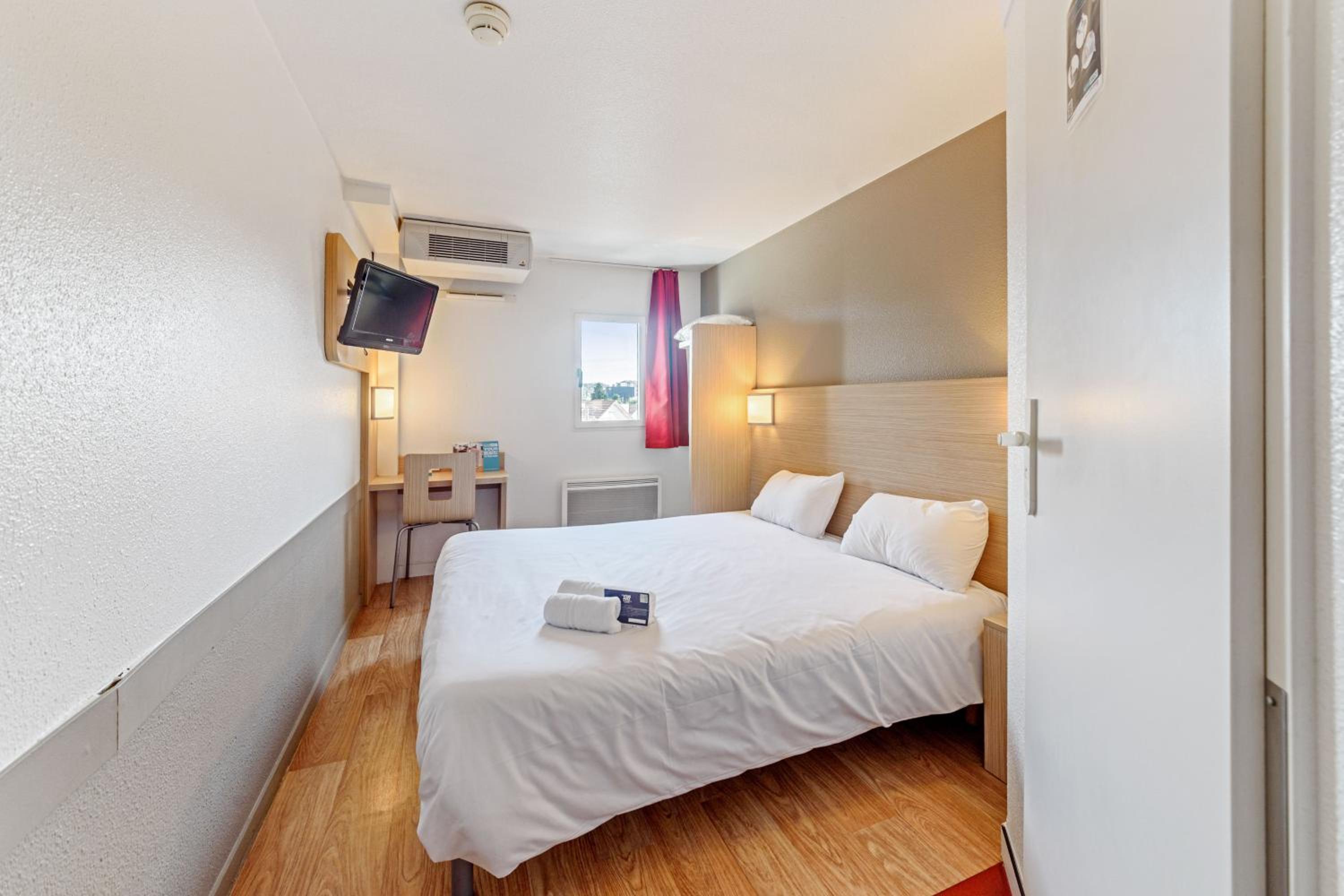 Double Room - Photo 3