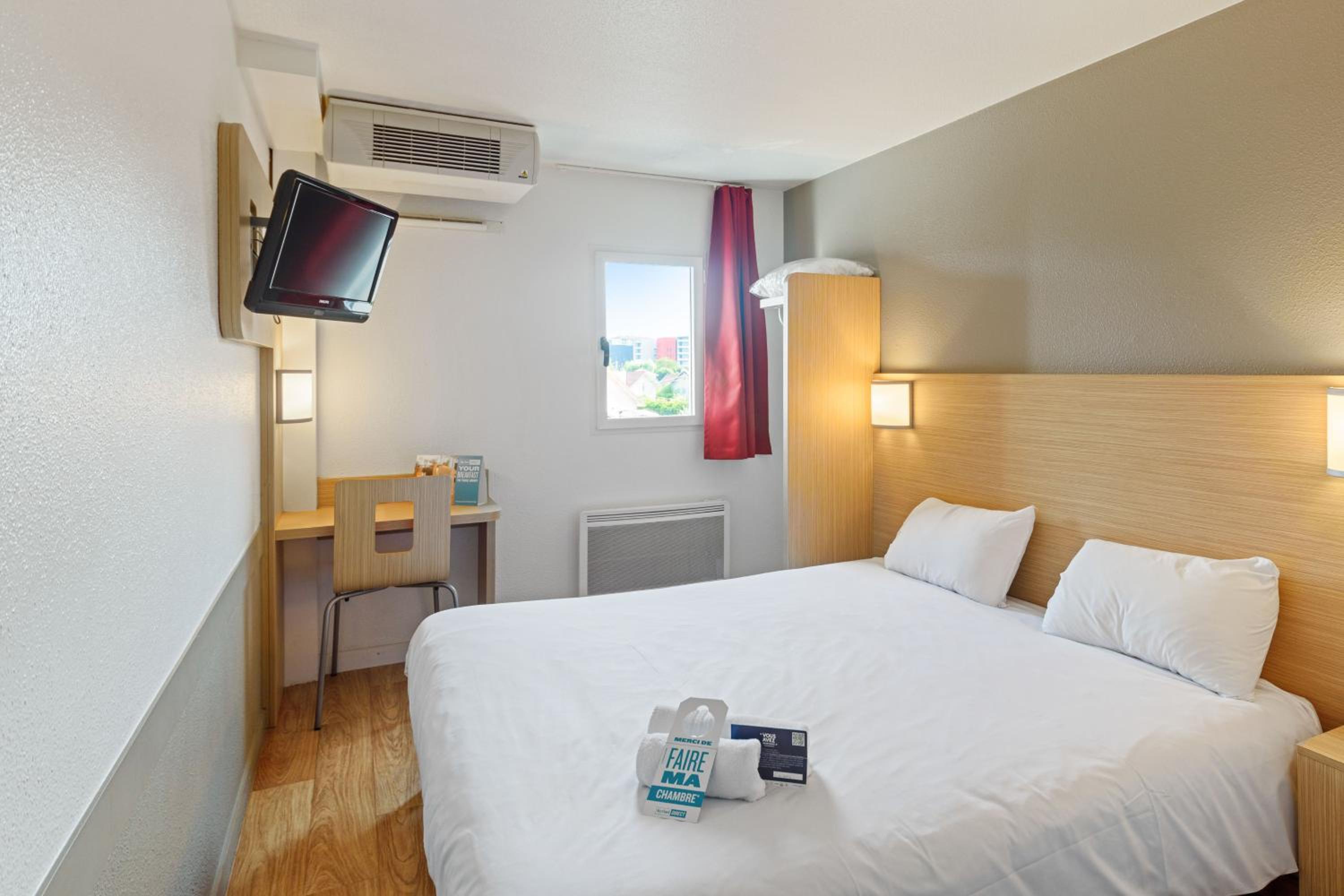 Double Room - Photo 1