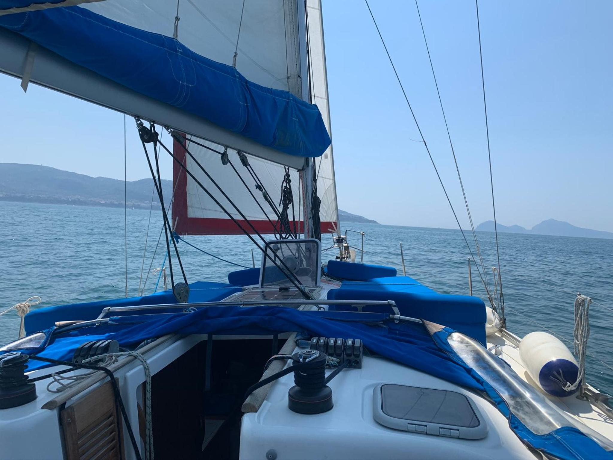 3 Cabin Boat photo 2