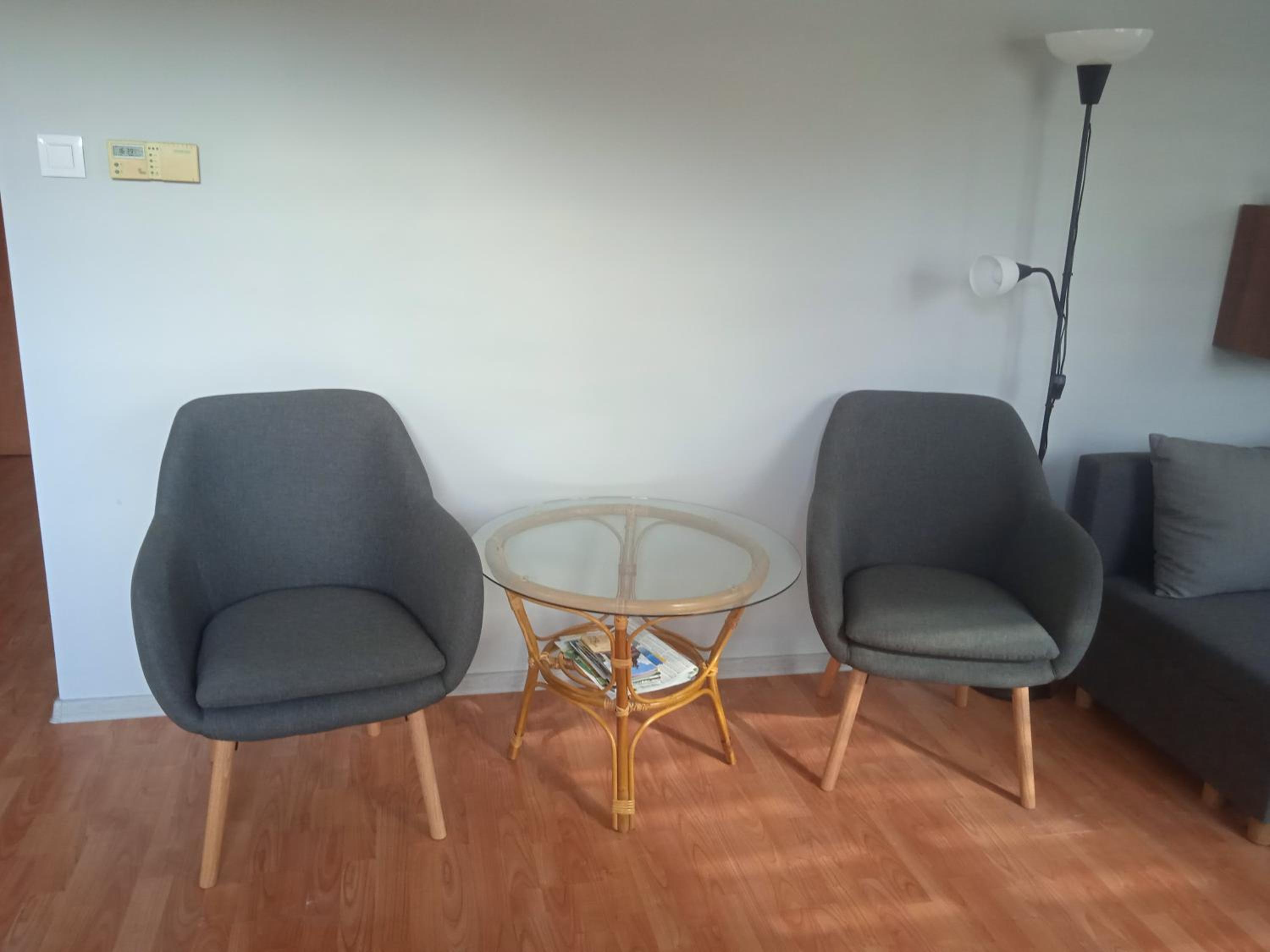 One-Bedroom Apartment - Photo 8