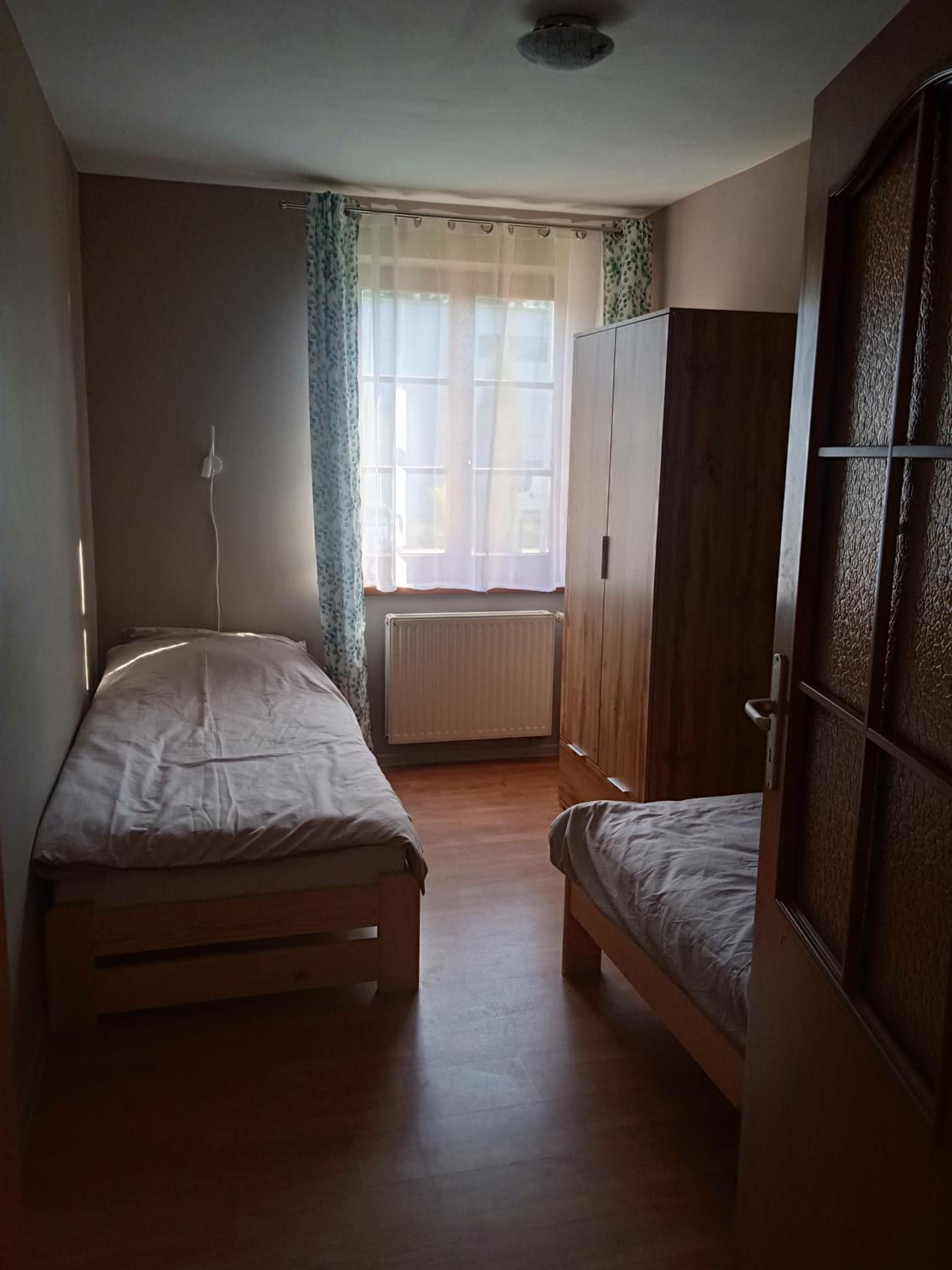 One-Bedroom Apartment - Photo 11