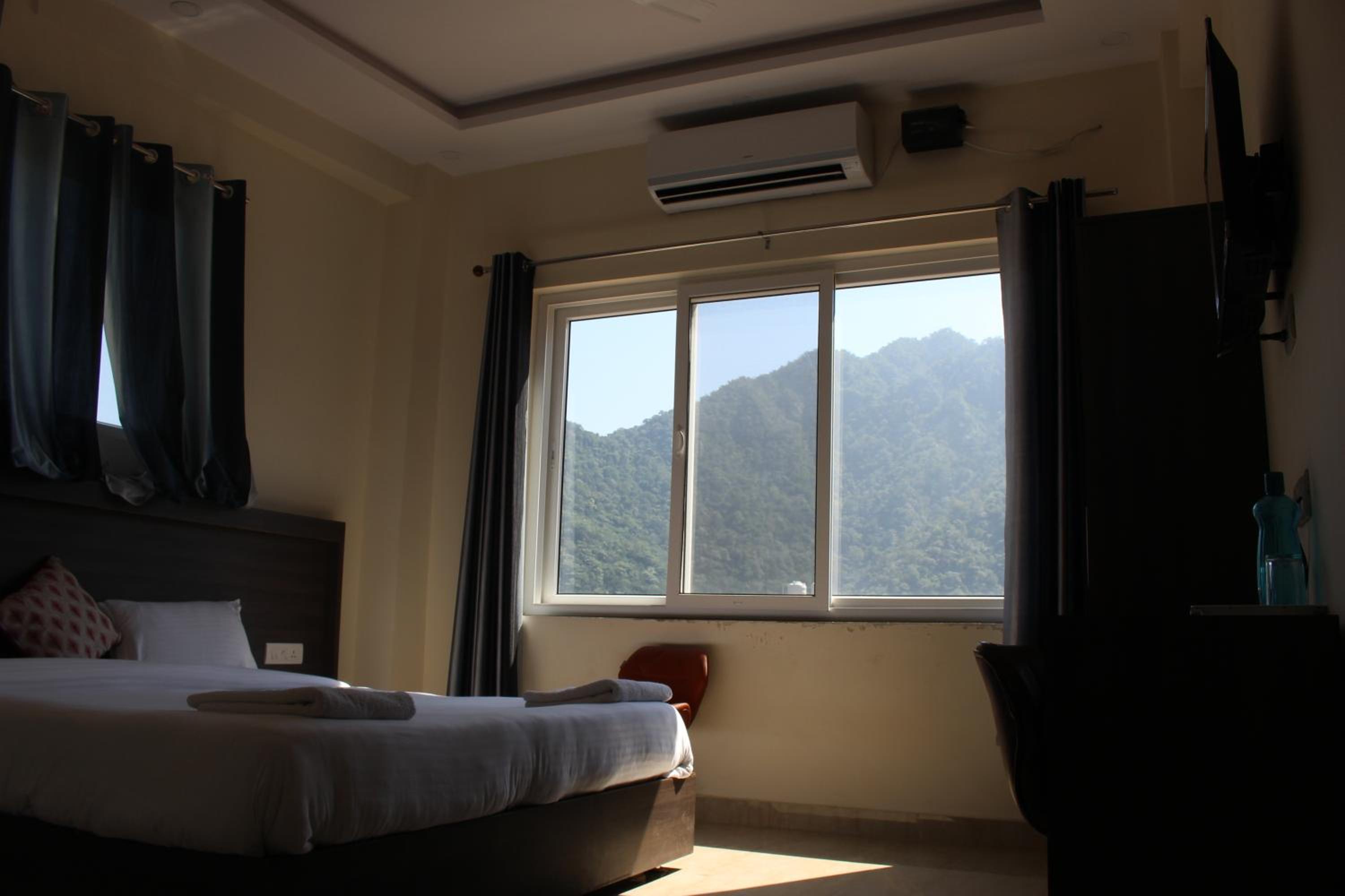Superior Double Room - Photo 3