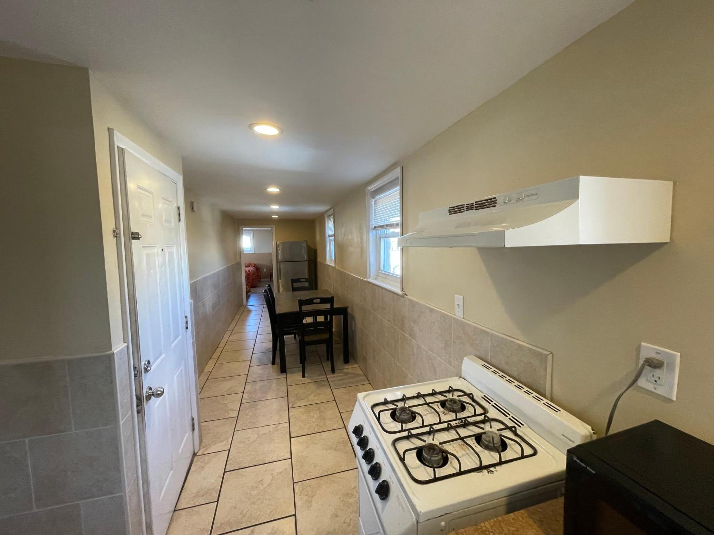 Three-Bedroom Apartment - Photo 16