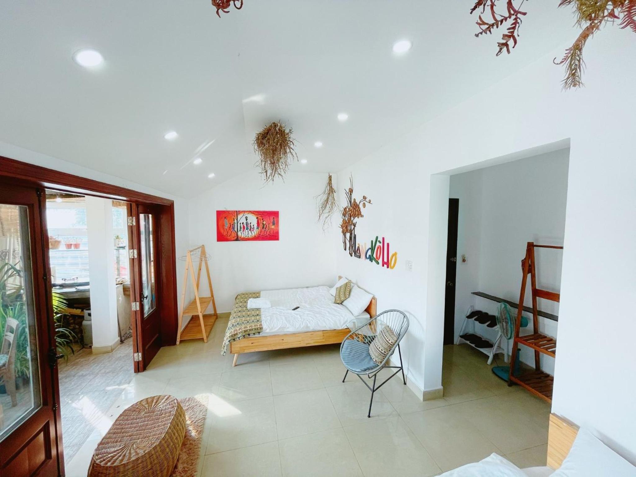 One-Bedroom Apartment - Photo 22