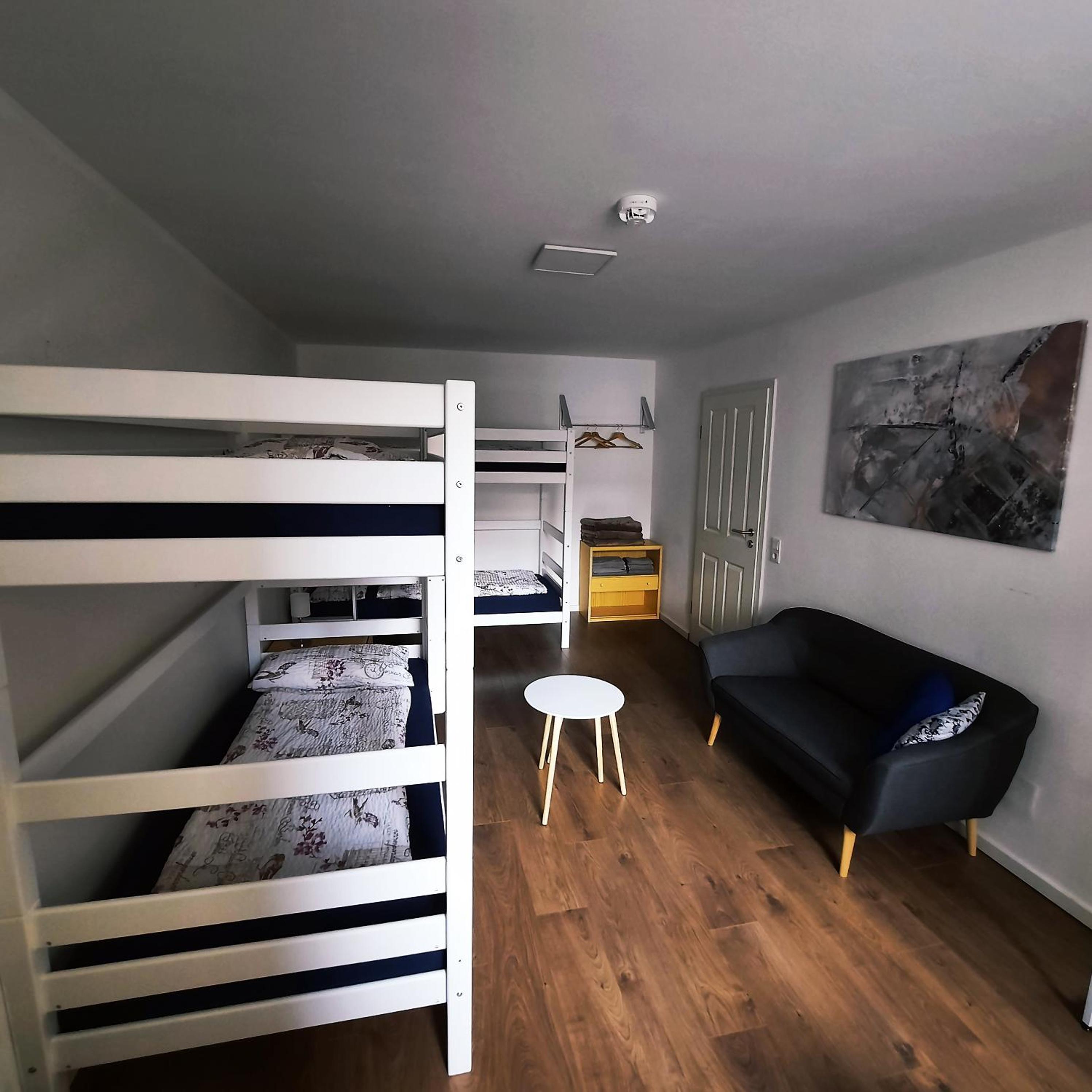 Classic Quadruple Room - Photo 4