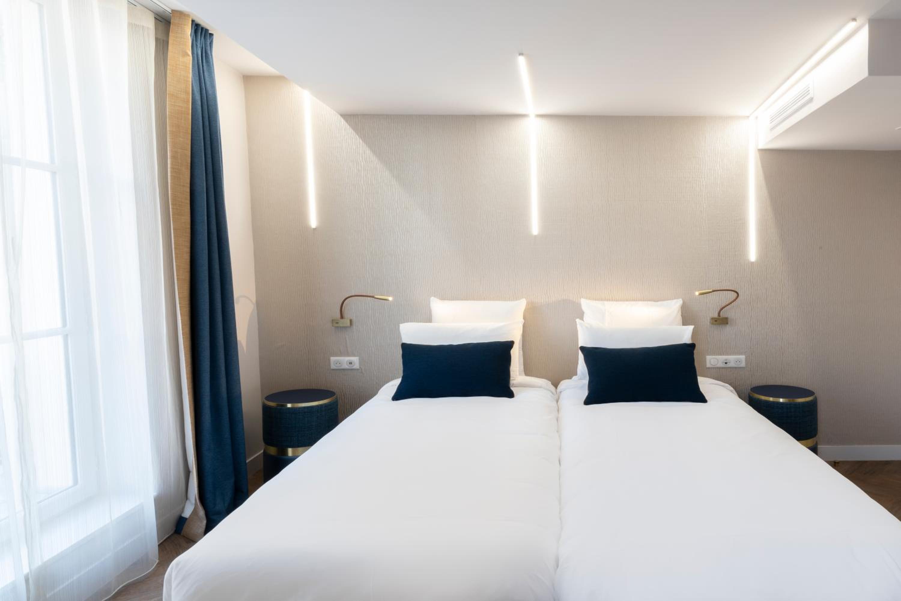 Superior Twin Room photo 2