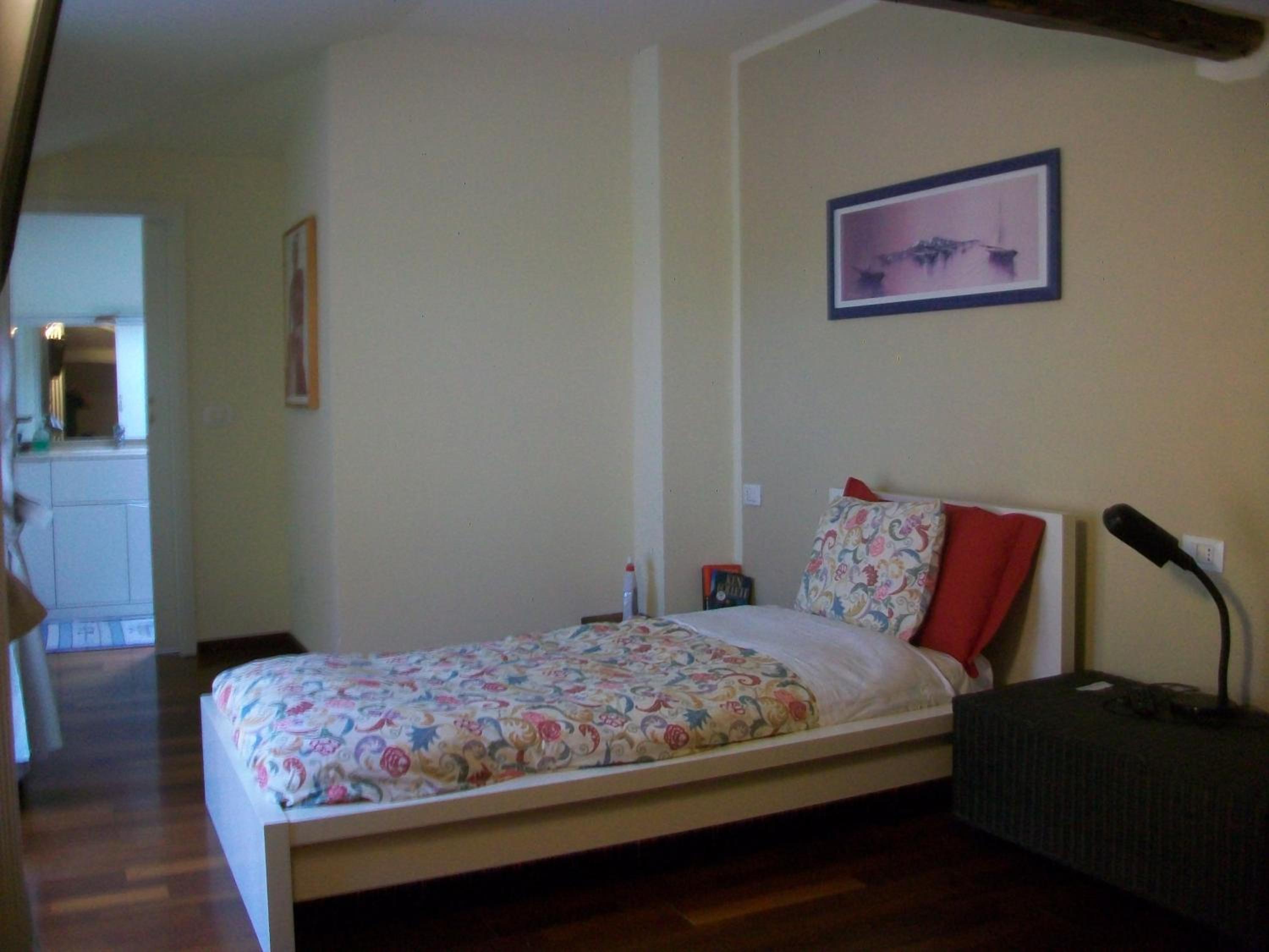 Twin Room with Shower photo 2