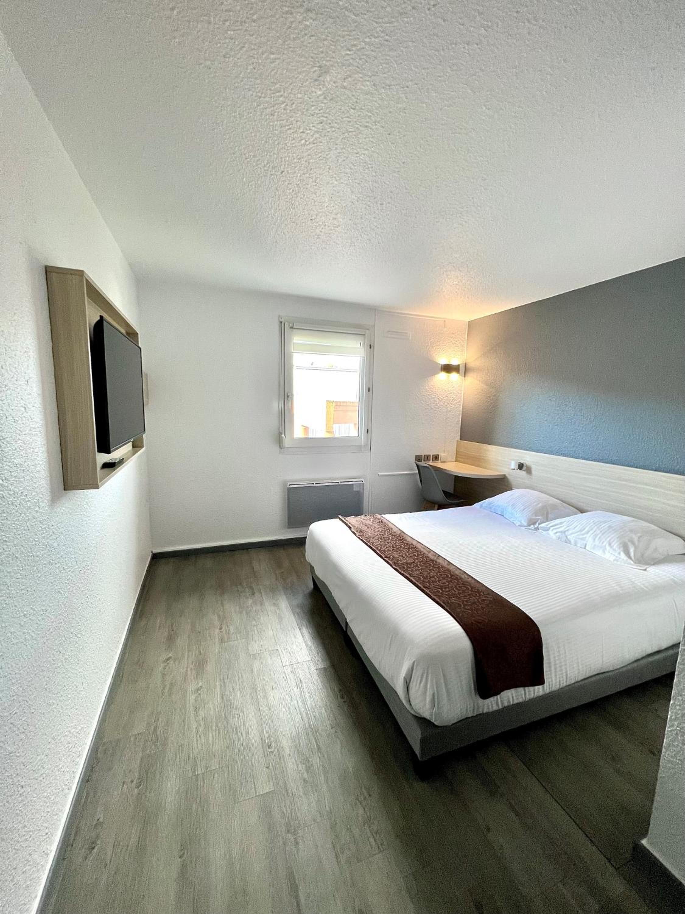 Double Room - Photo 1