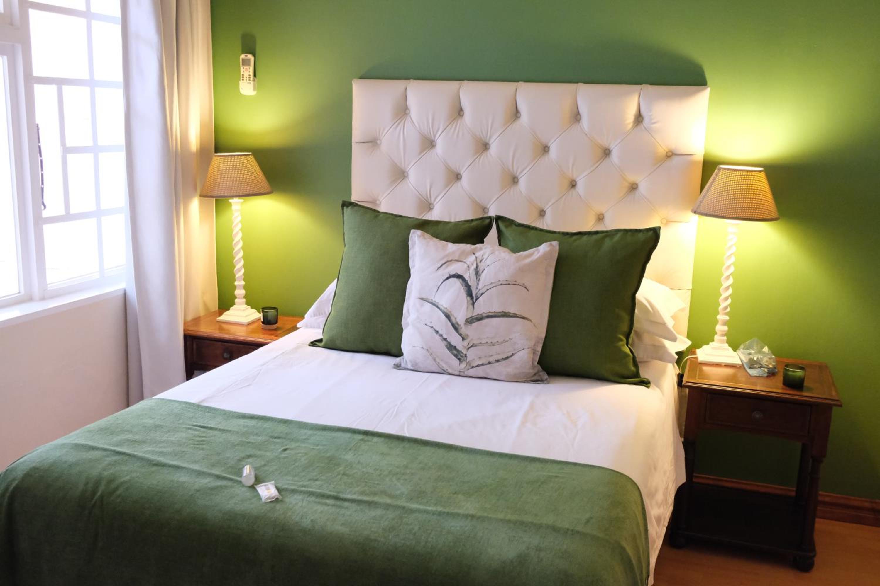 Double Room with Private Bathroom - Photo 1