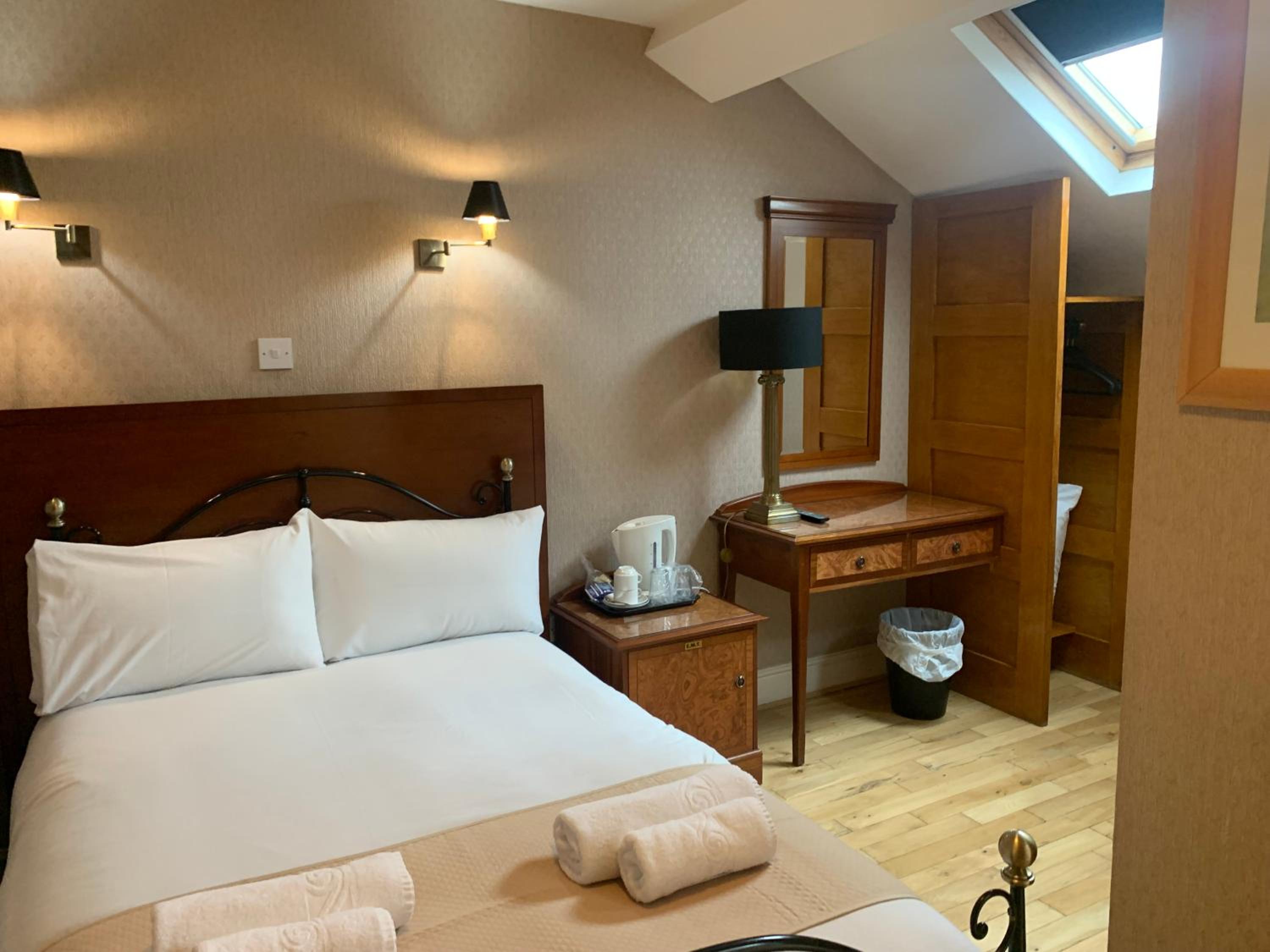 Double Room - Photo 1