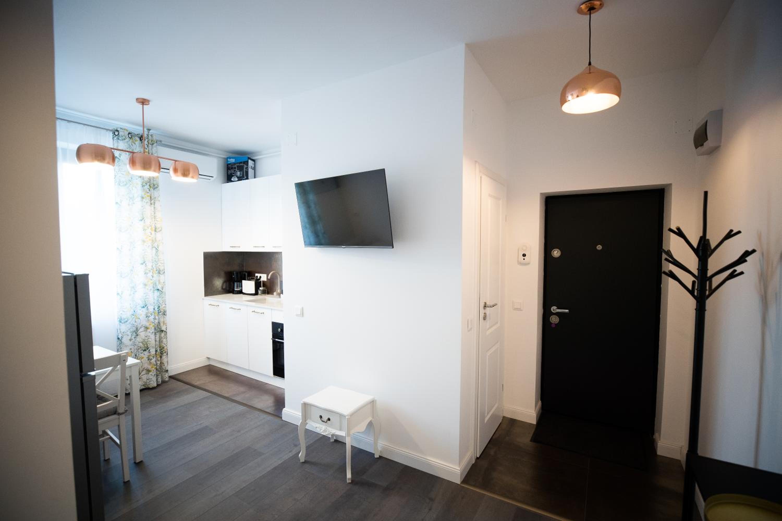 Two-Bedroom Apartment - Photo 26