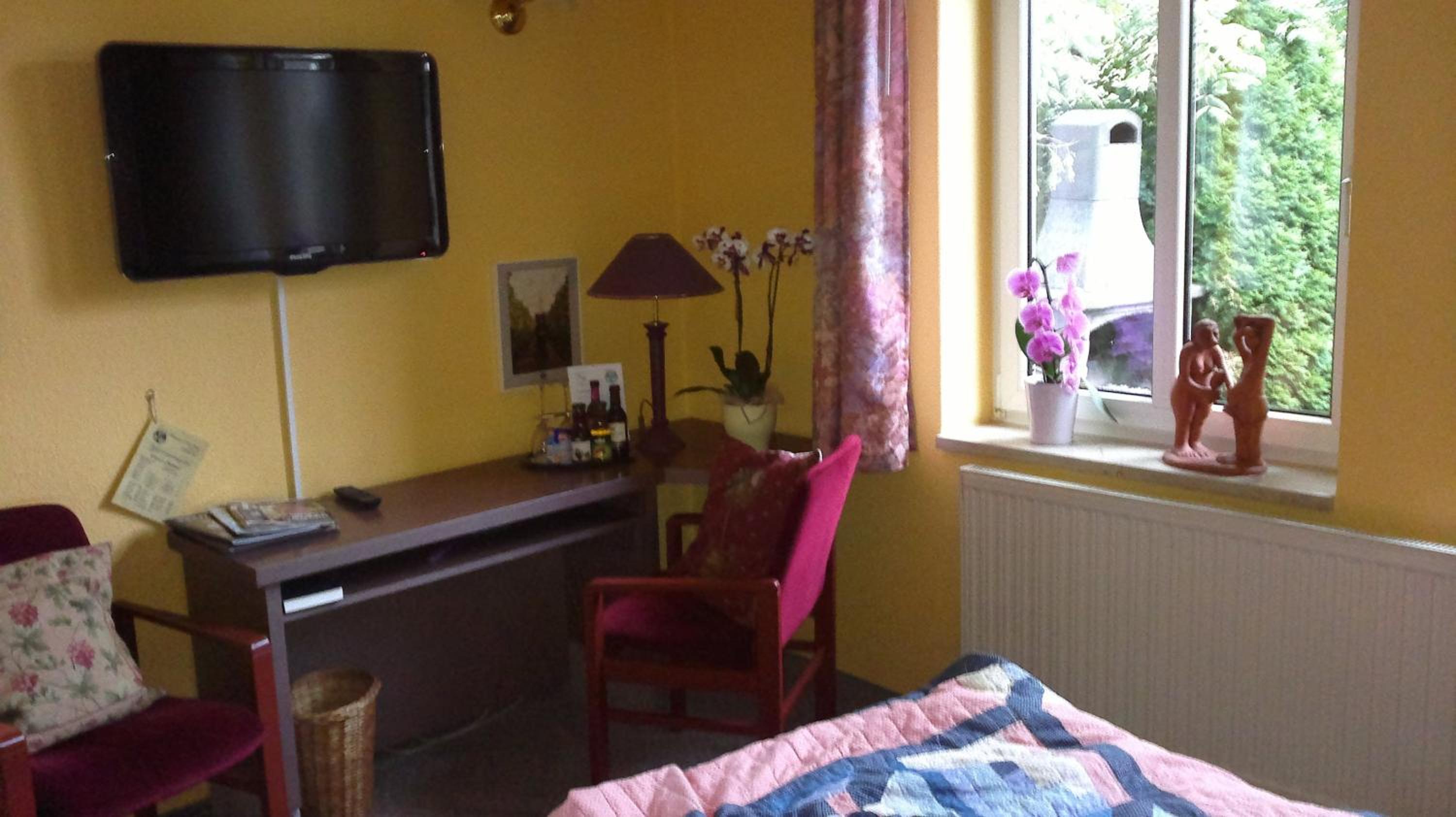 Double Room - Photo 2