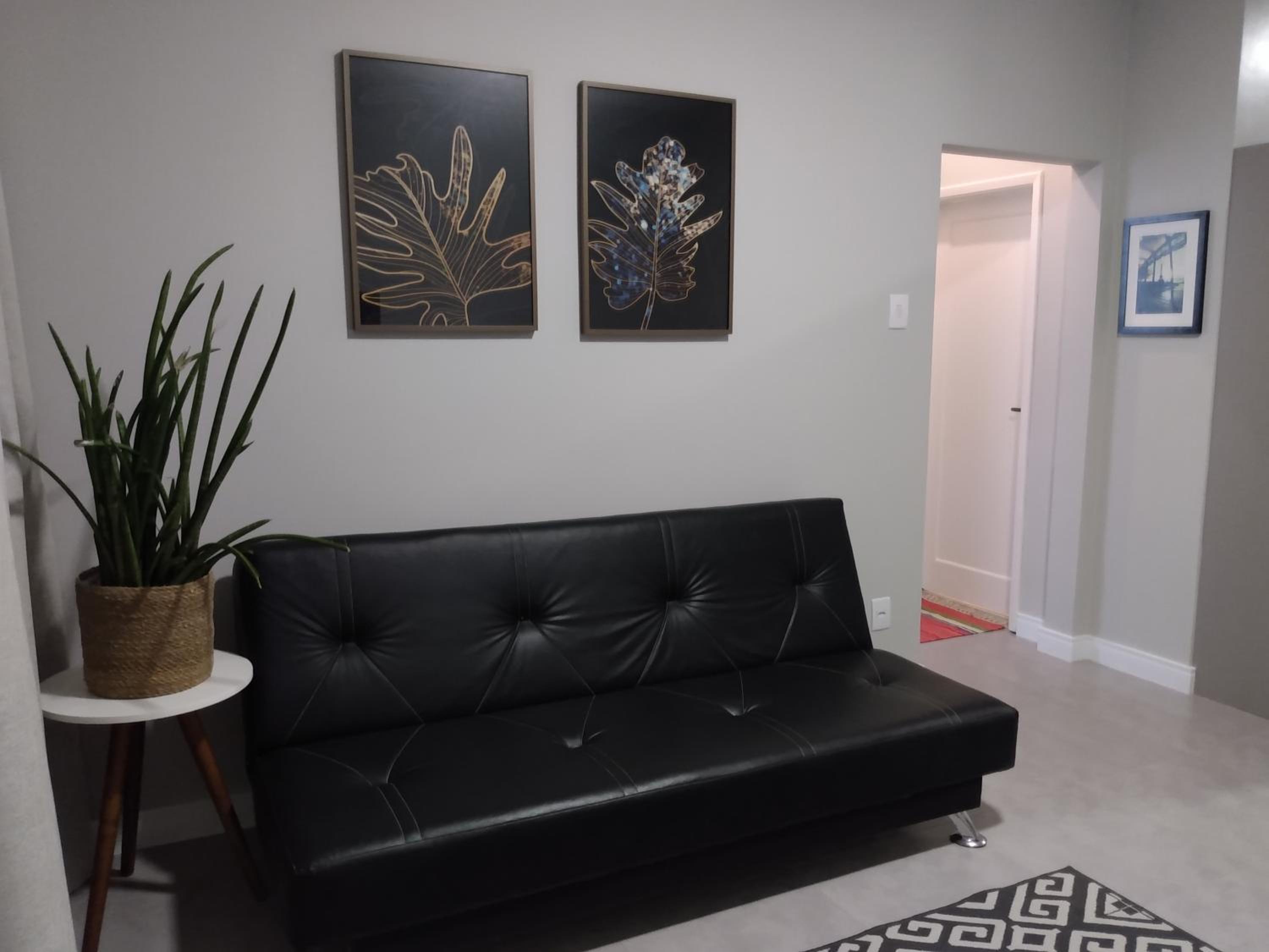 One-Bedroom Apartment - Photo 20