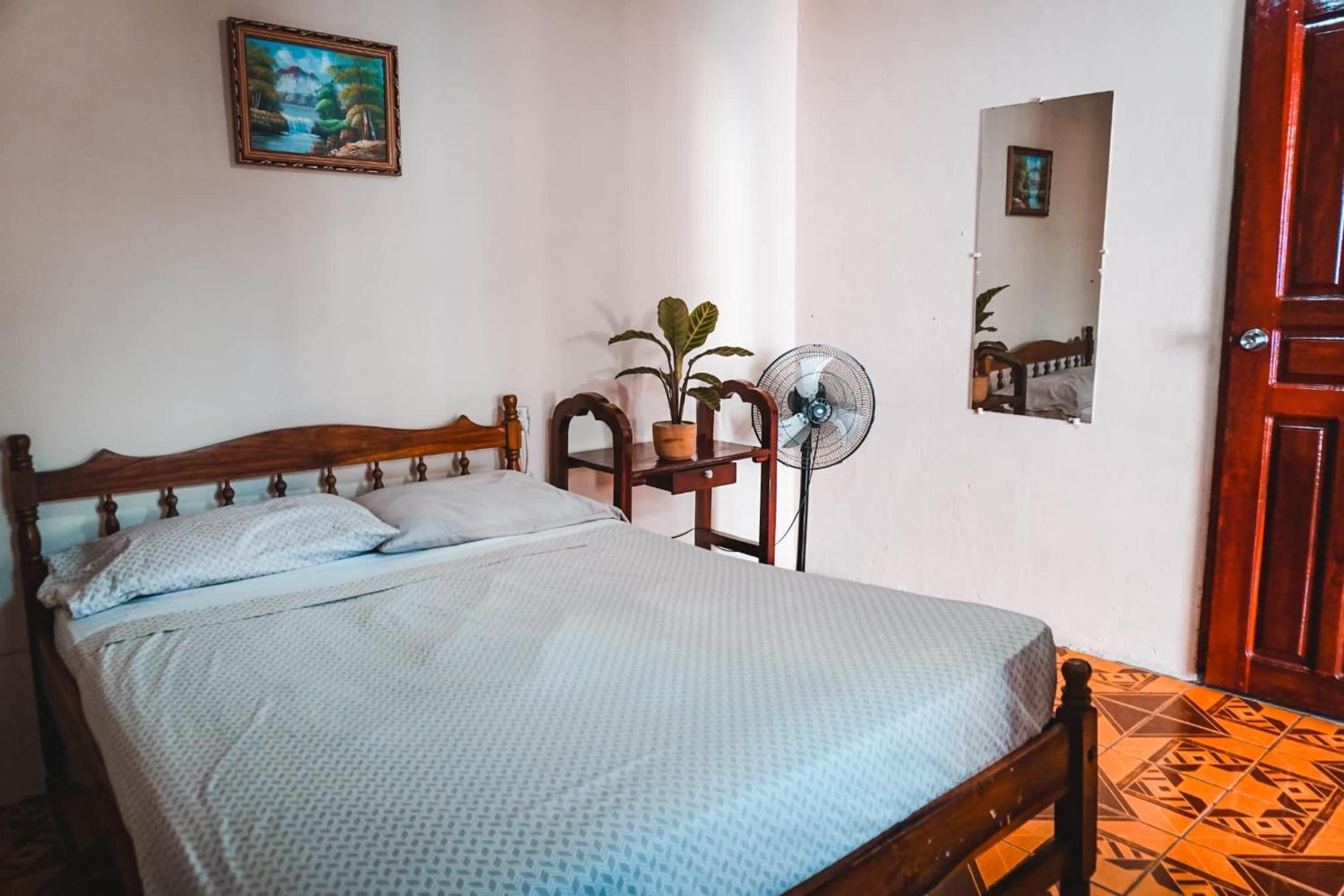 Standard Double Room with Fan photo 2