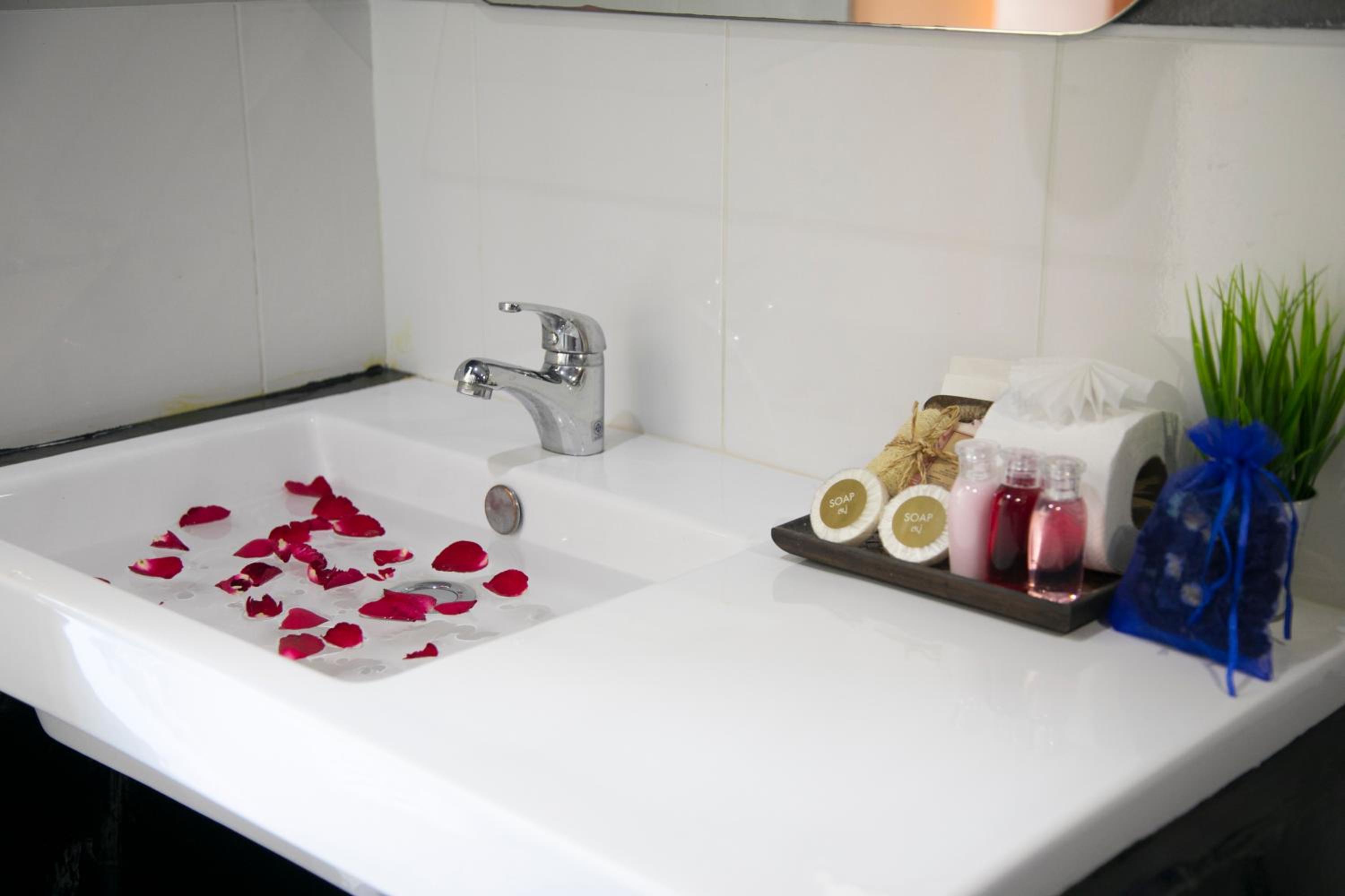 Studio with Kitchenette - Photo 20