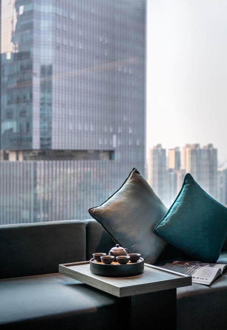 Stylish City View Twin Room							 - Photo 3