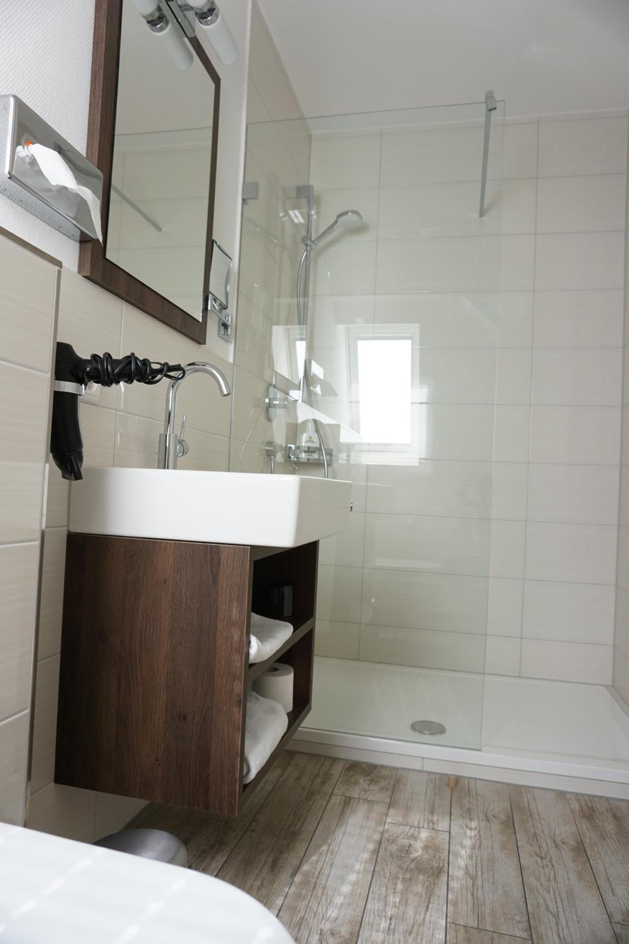Standard Single Room photo 3