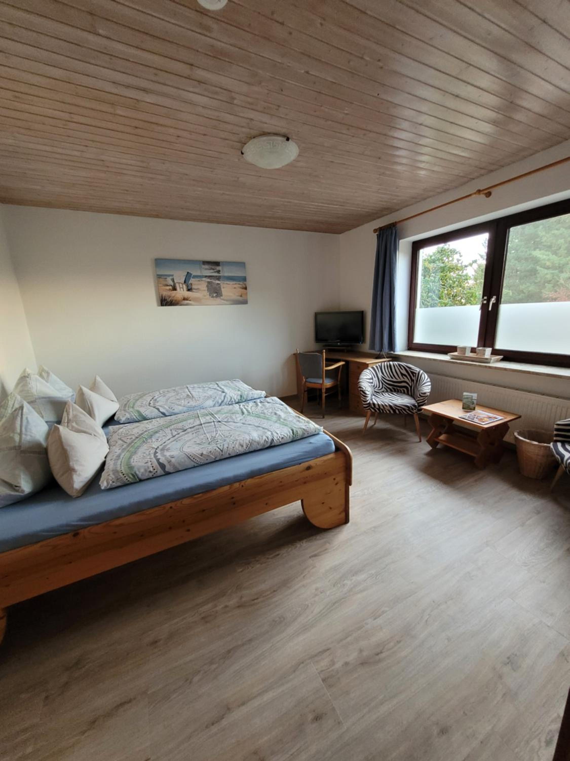 Double Room with Private Bathroom