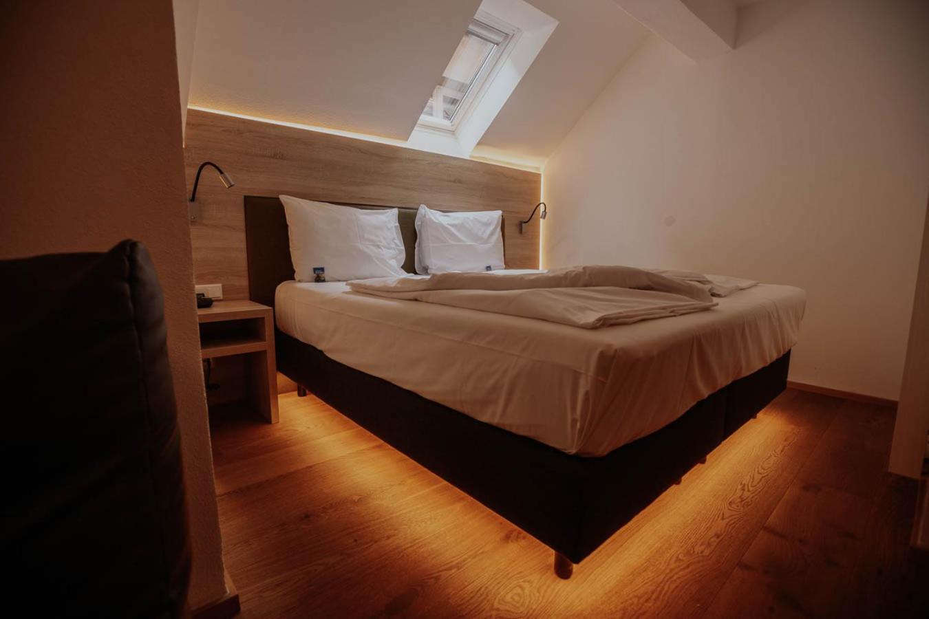 Standard Double Room photo 3