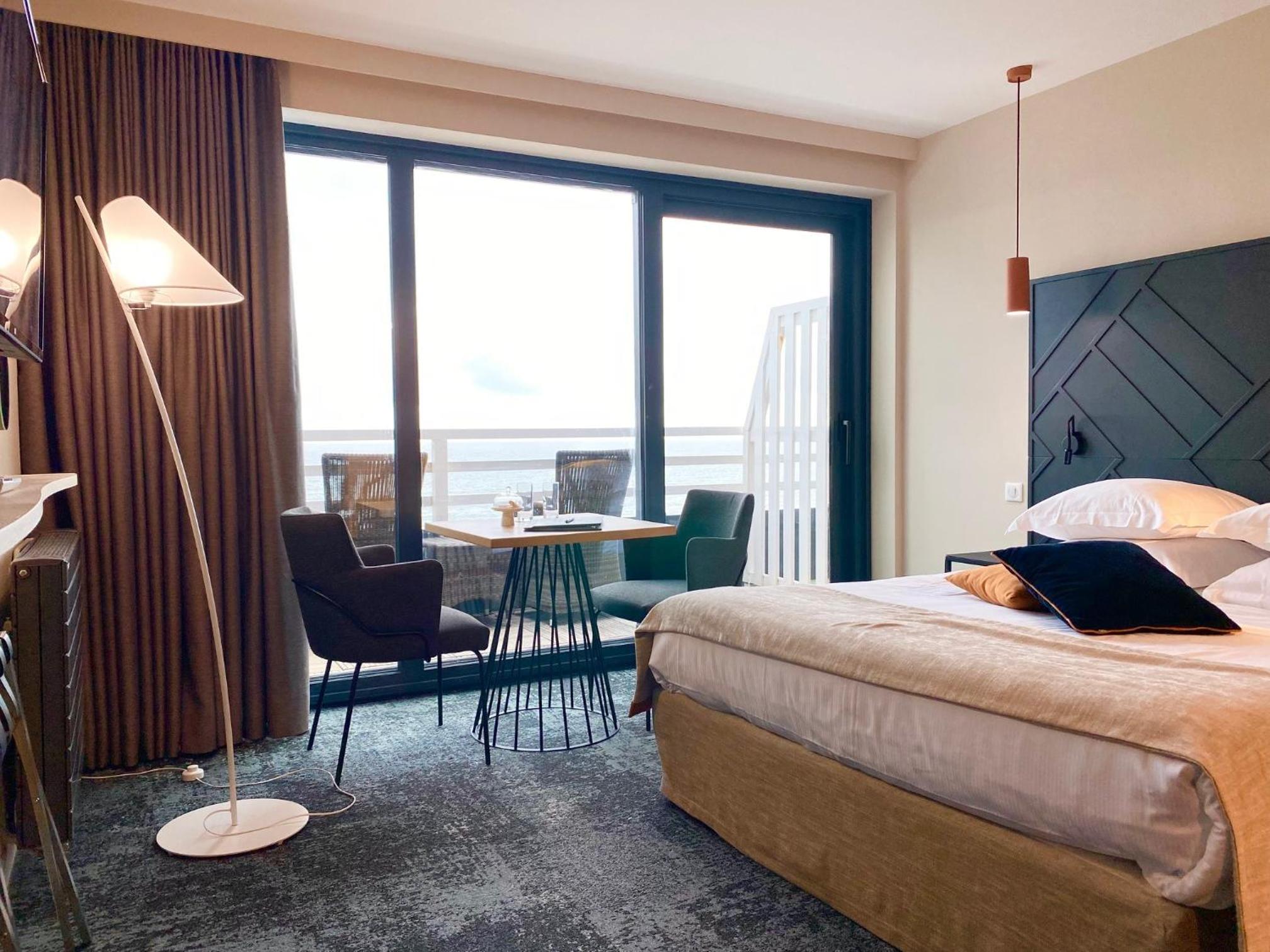 Comfort Double Room with Balcony and Sea View photo 2
