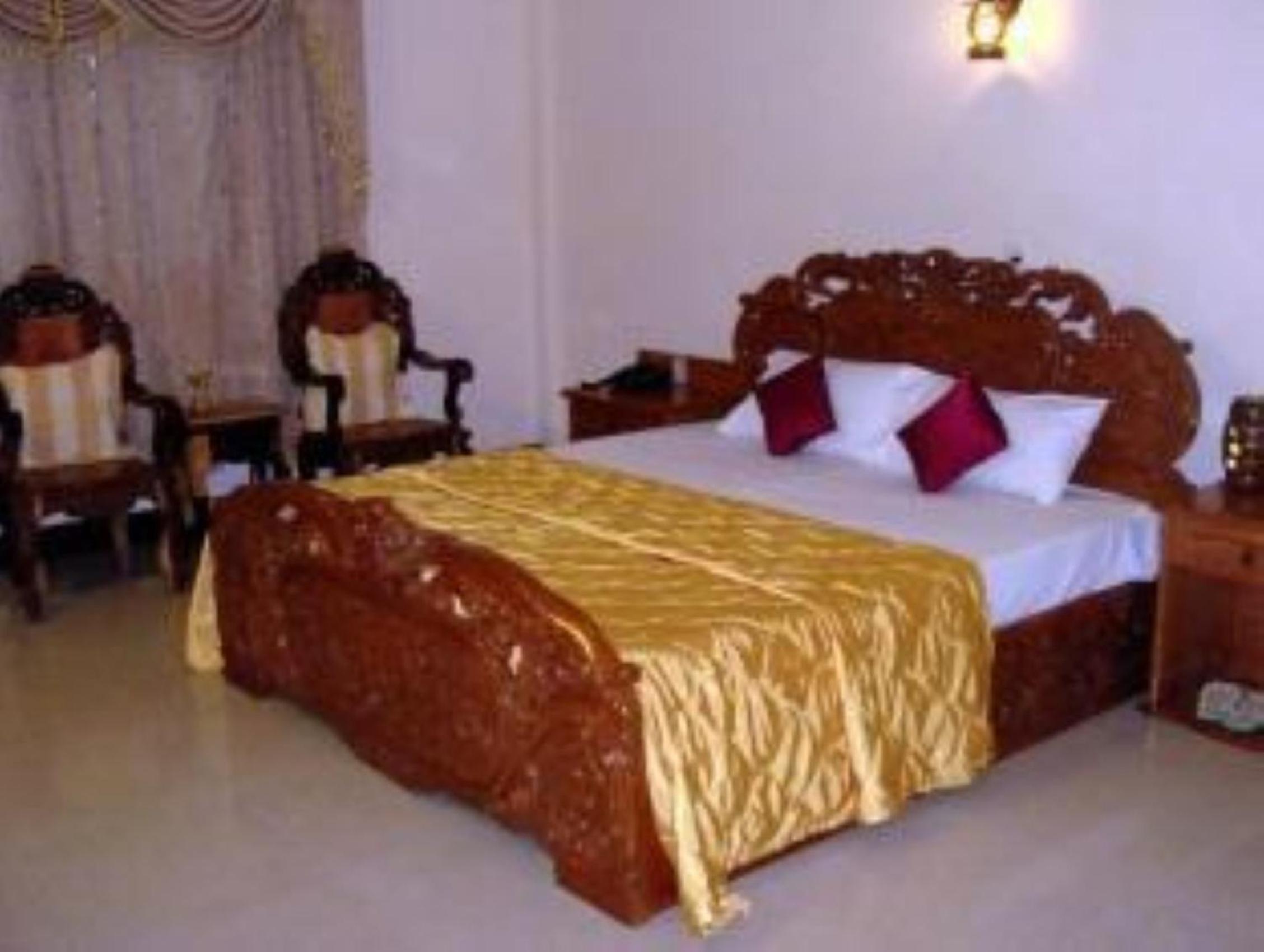 Standard Double or Twin Room with Fan photo 3