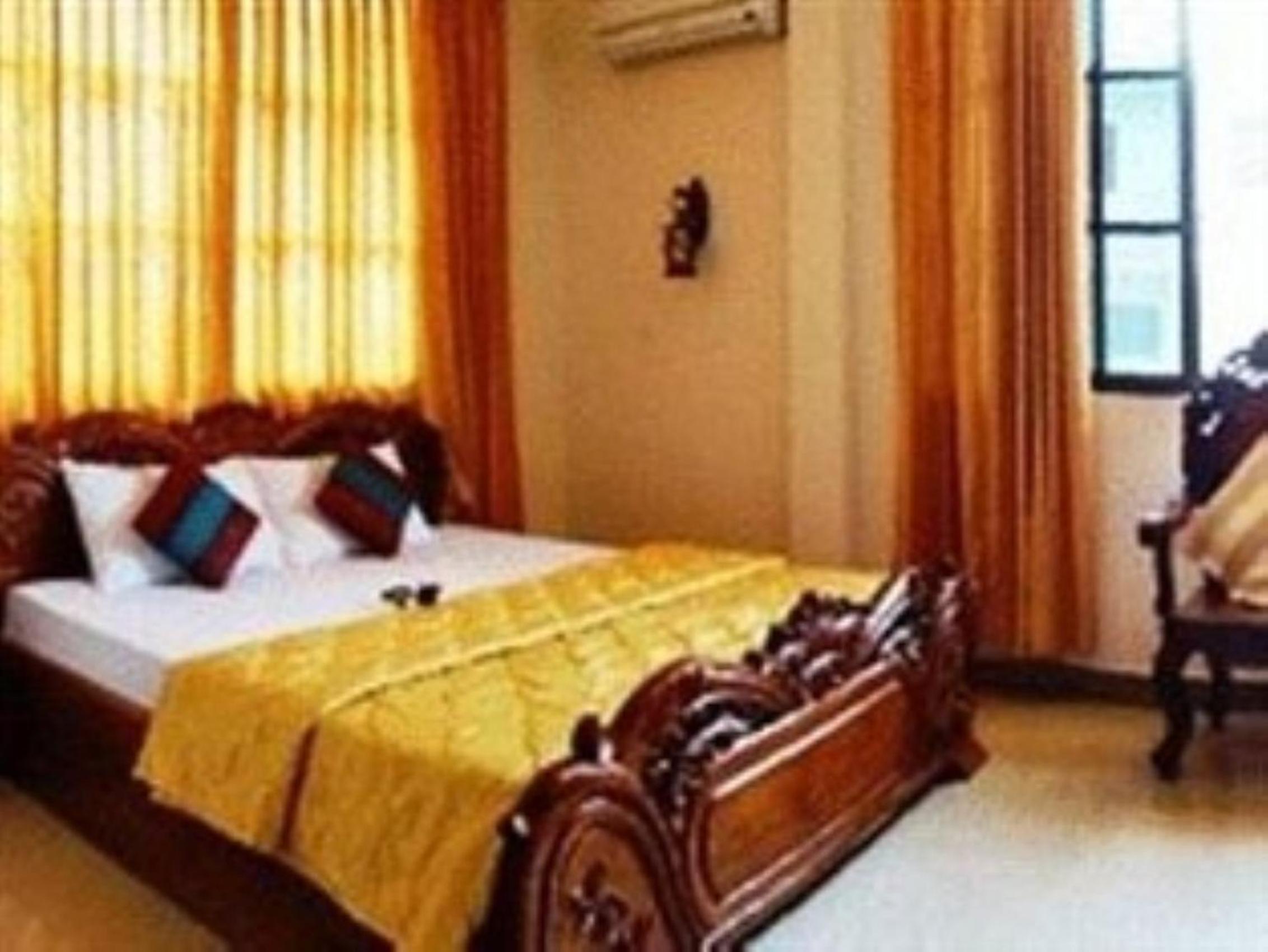 Standard Double or Twin Room with Air Con - Photo 4