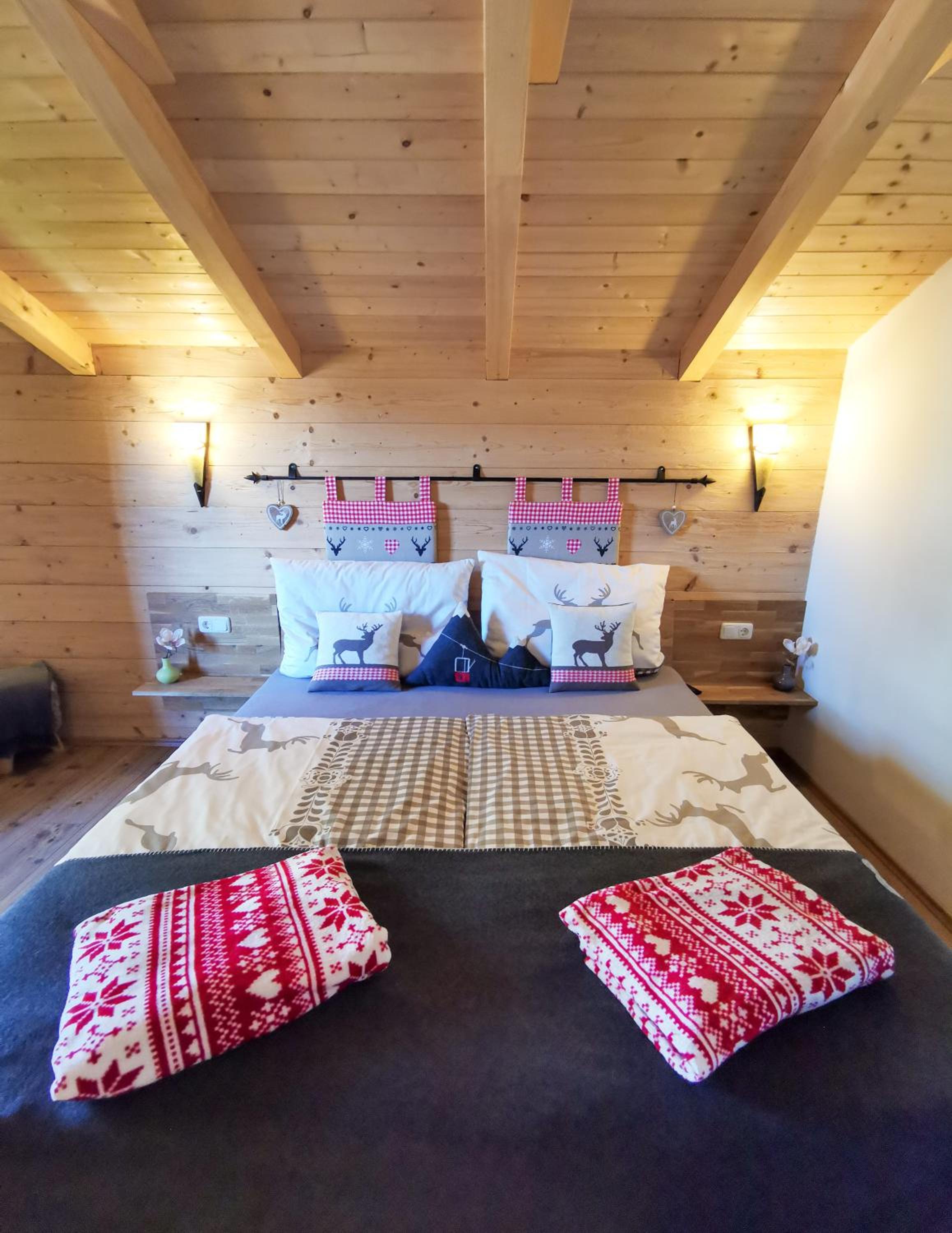Three-Bedroom Chalet photo 1