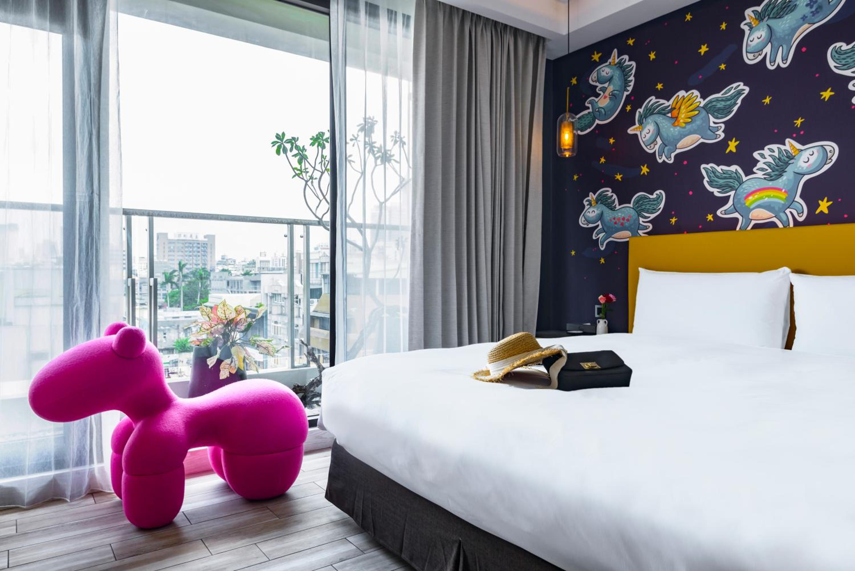 Business Double Room with View - Photo 1