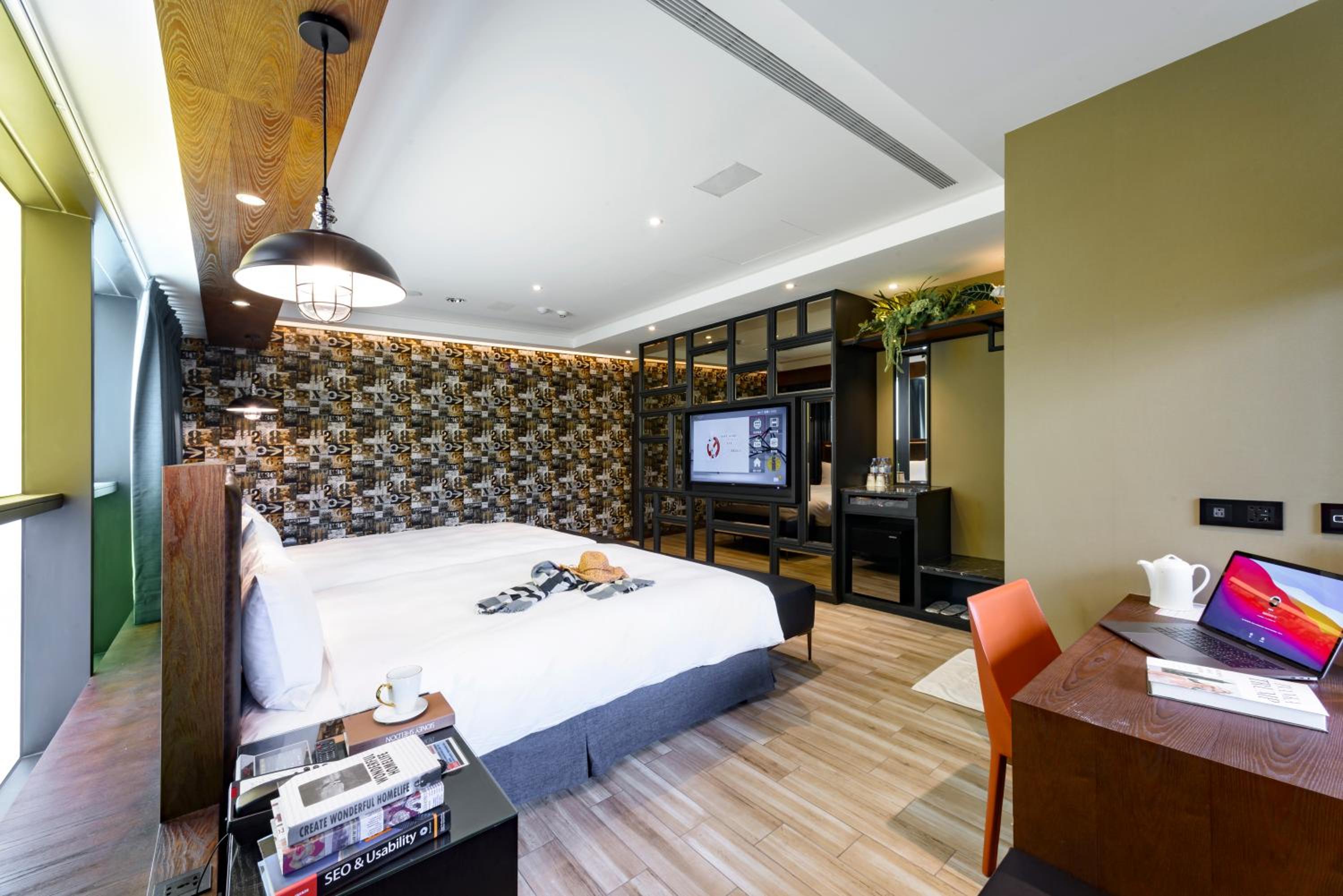 Check-in after 18:00 - Deluxe Quadruple Room - Photo 7