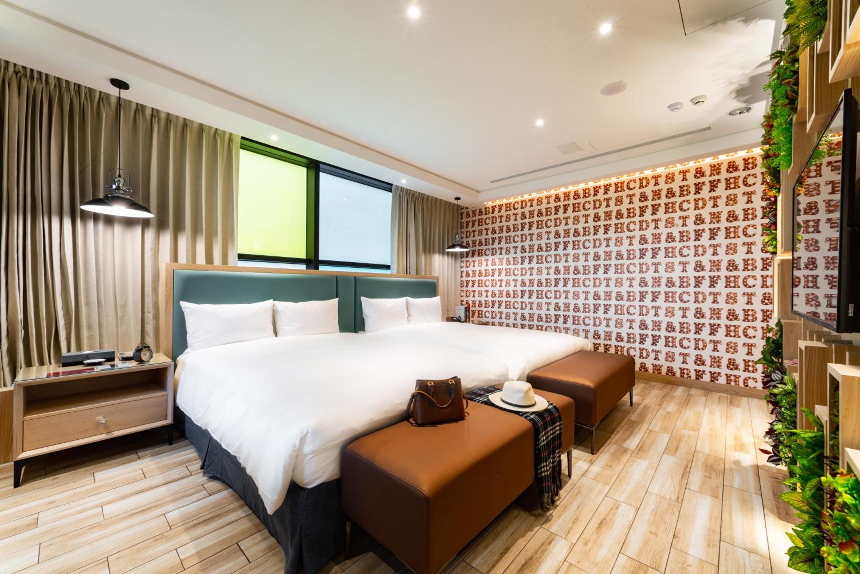Check-in after 18:00 - Deluxe Quadruple Room - Photo 5