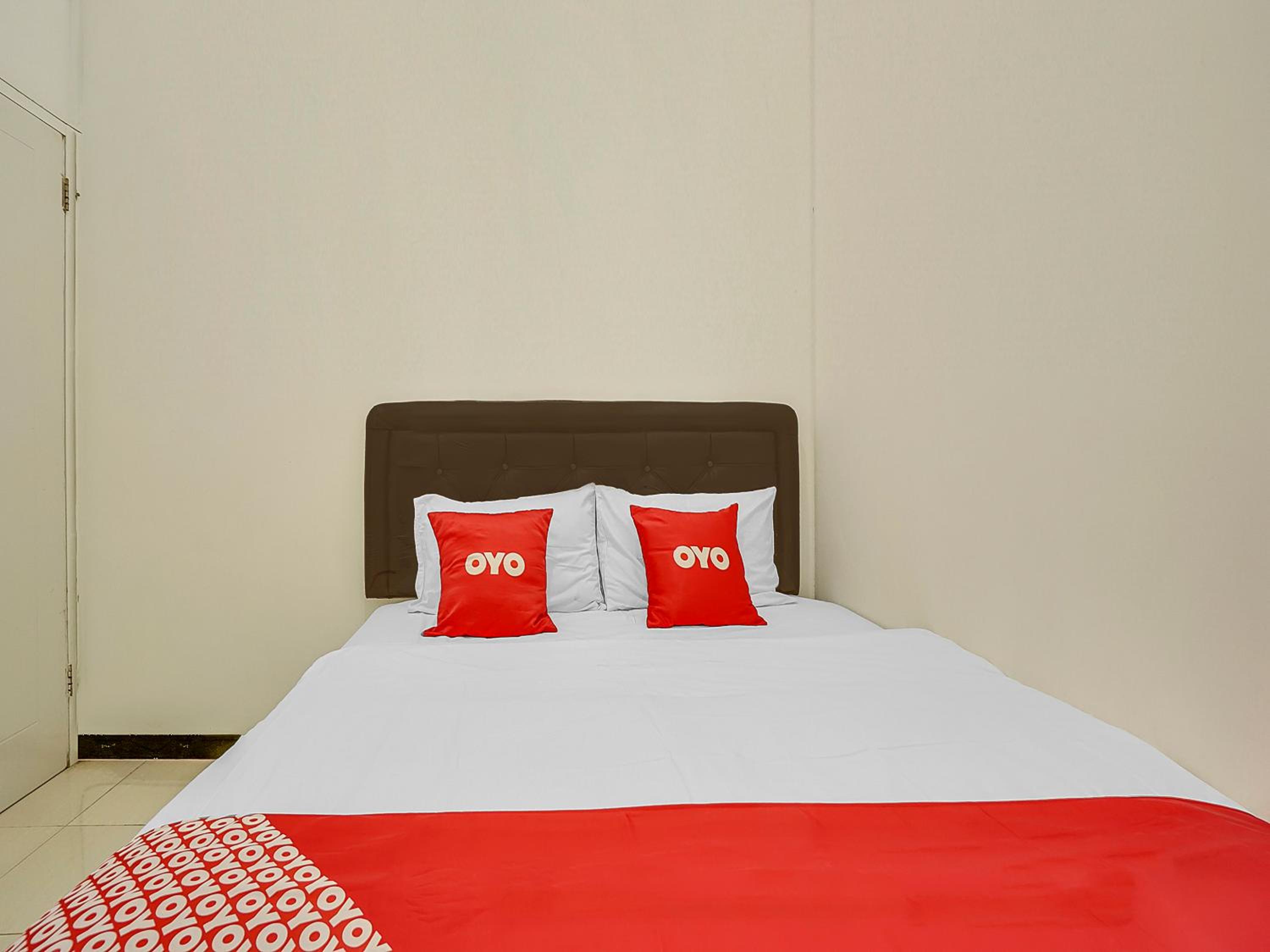 Standard Double Room - Photo 2
