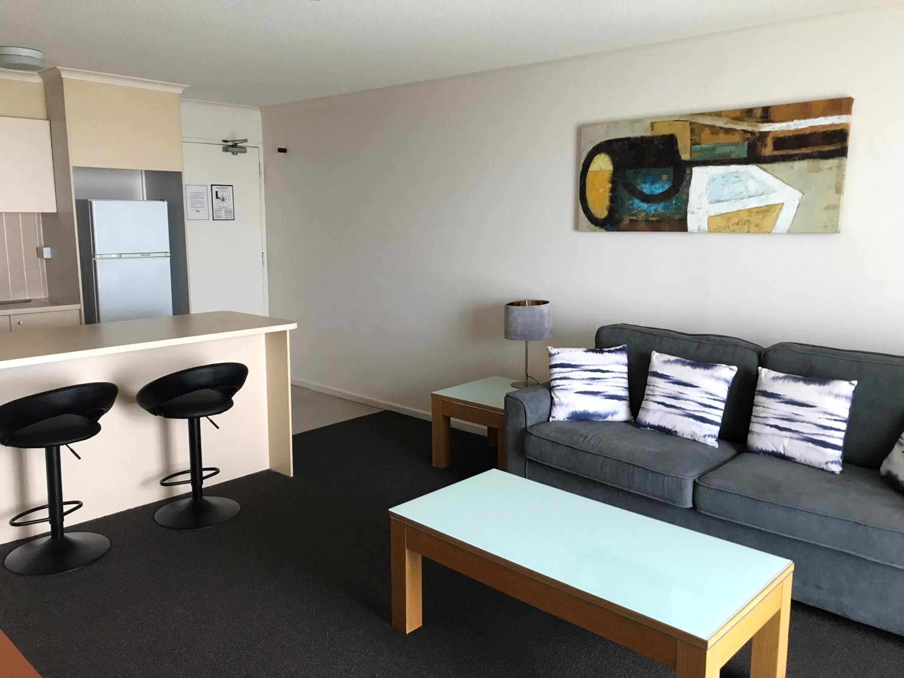 One-Bedroom Apartment - Photo 11
