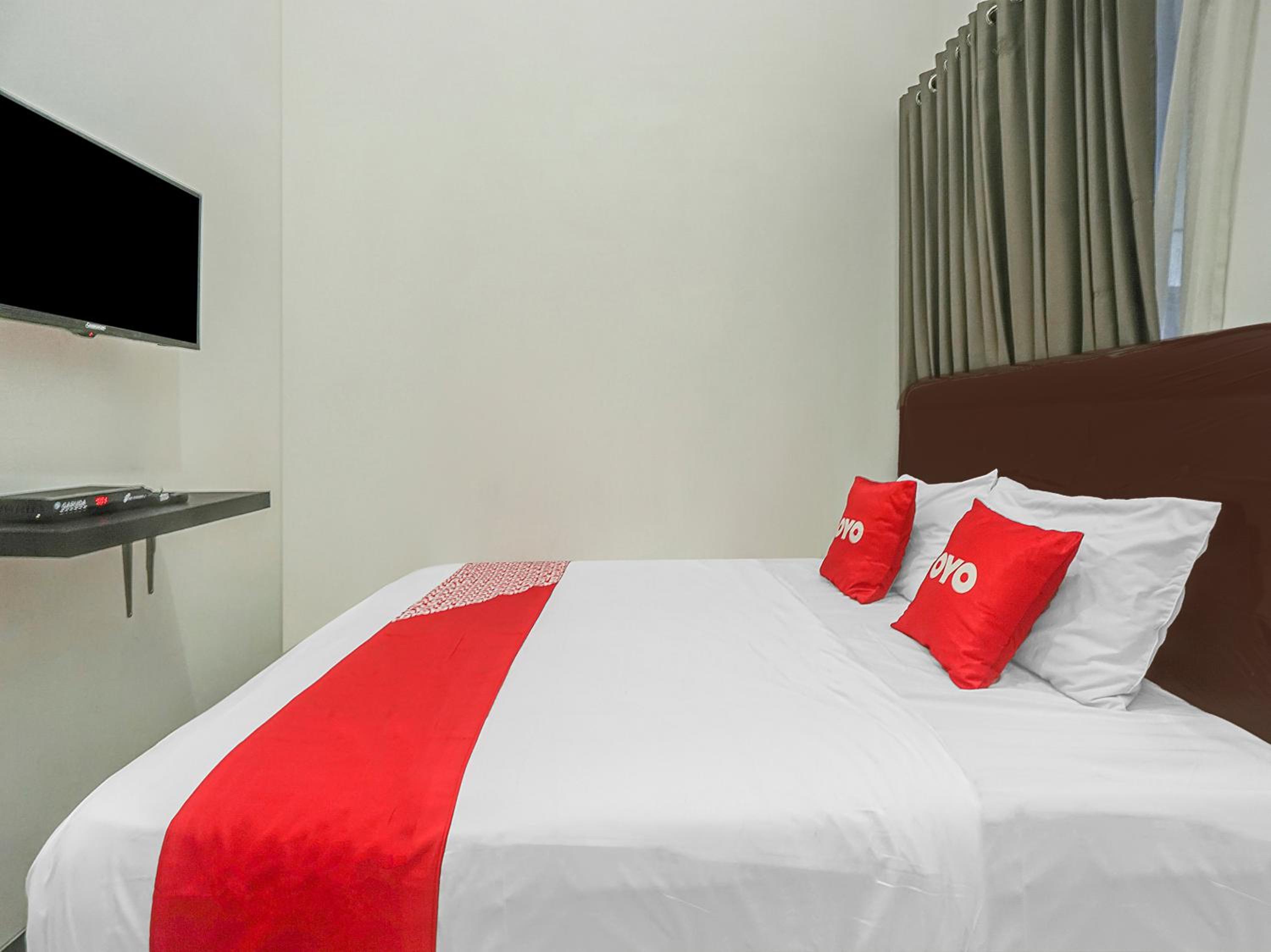 Standard Double Room - Photo 8